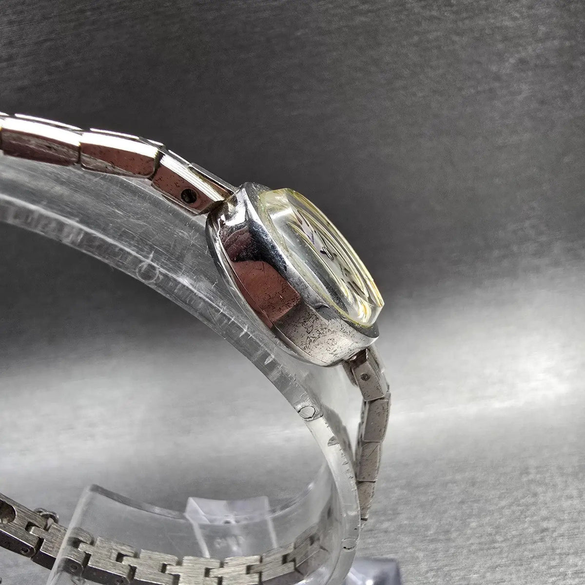 Seiko Solar Watch Women 14mm Silver Dial Gold Plated Oval 10-8190 Manual Wind3