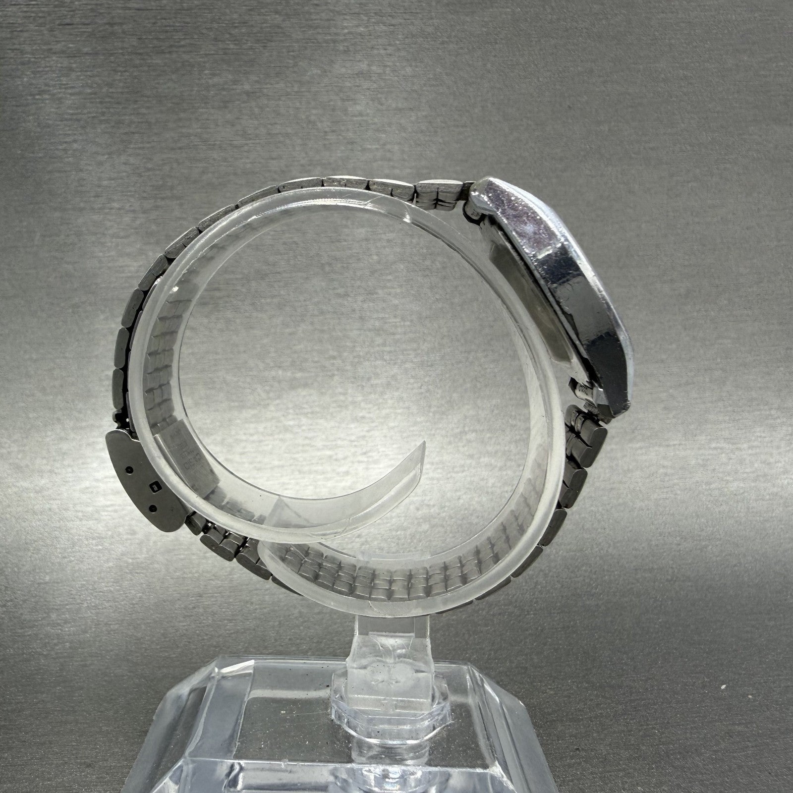 Casio LB320 Watch Women 25mm Digital Silver Tone Round New Battery Vintage8