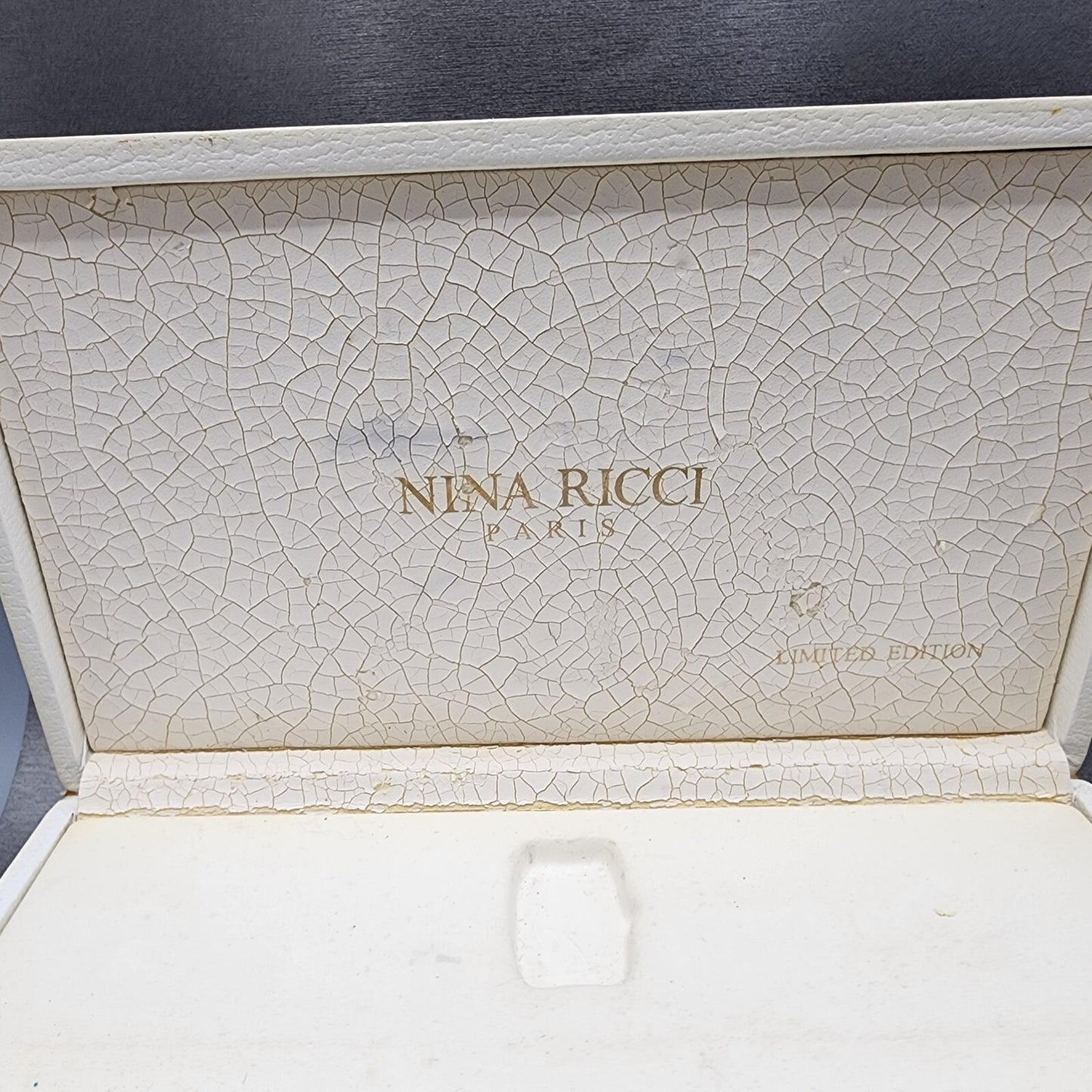 Nina Ricci Tank Watch Women 18mm MOP Dial Gold Plated Rectangle  New Battery14
