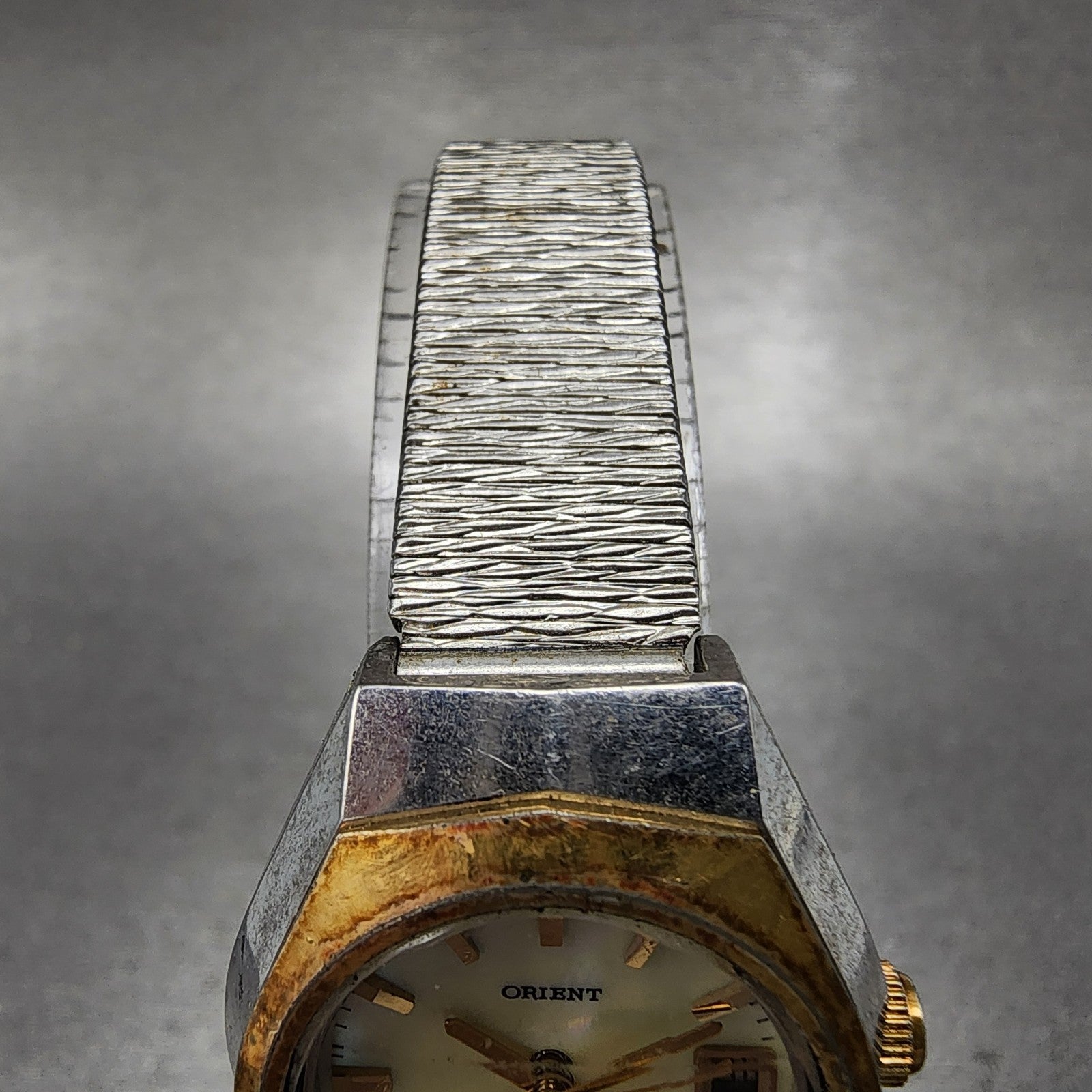 Orient Minimatic Watch Women 25mm MOP Dial Two Tone Date 49733701 Runs4