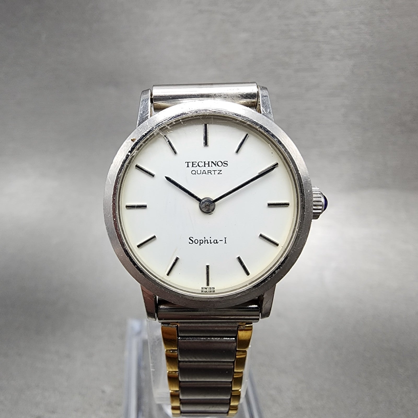 Technos Sophial Watch Women 25mm White Dial Silver Tone Round New Battery VTG0