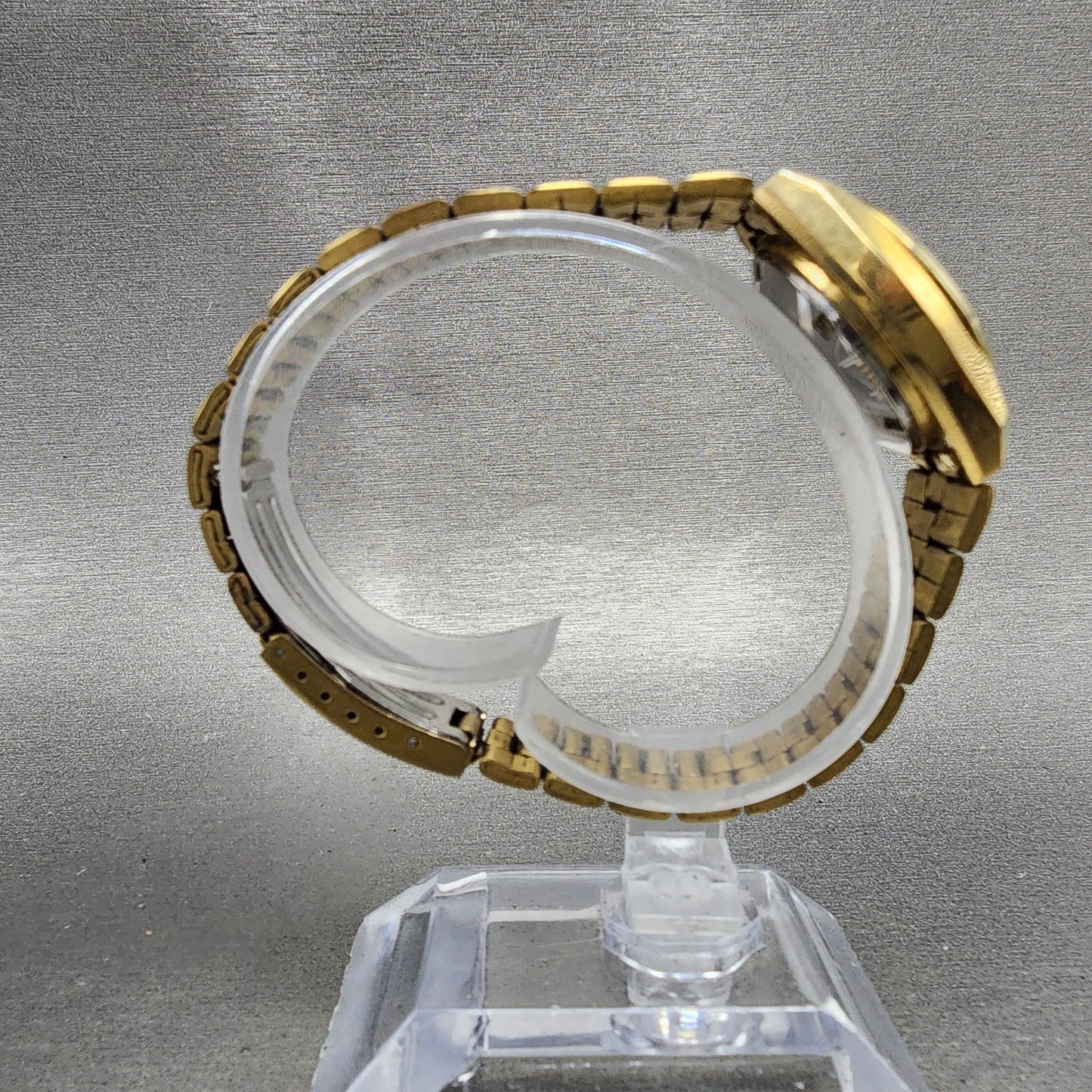 Seiko Automatic Watch Women 25mm Champagne Dial Gold Tone Daydate 42060469 Runs8