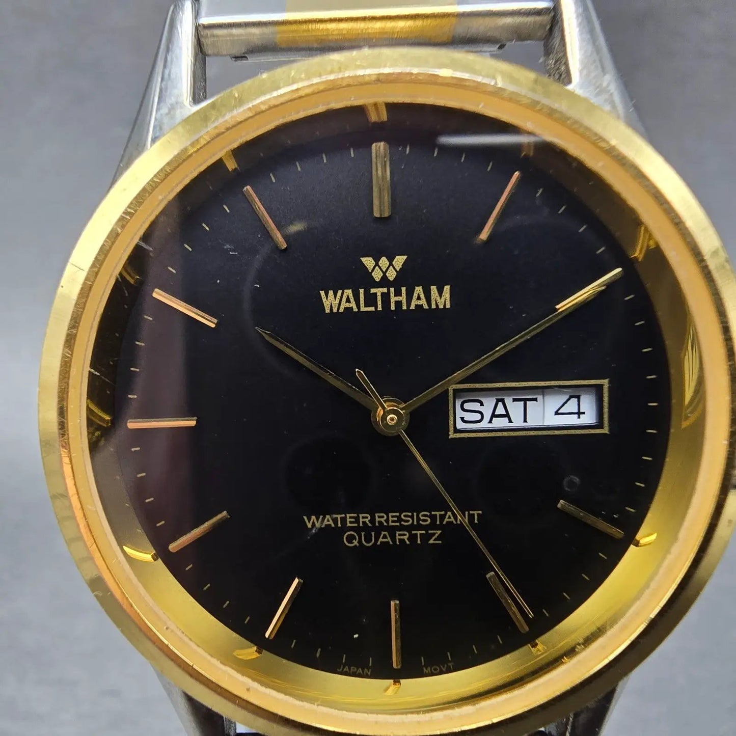 Waltham Watch Men 36mm Black Dial Two Tone Daydate Round New Battery Vintage DF1