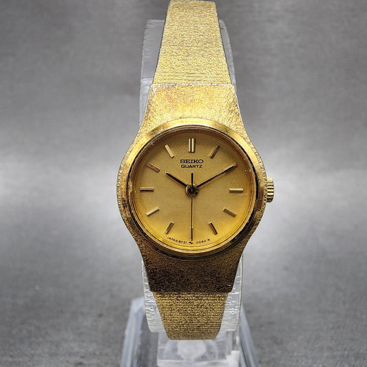 Seiko Watch Women 20mm Champagne Dial Gold Tone Round 8y210029 New Battery0
