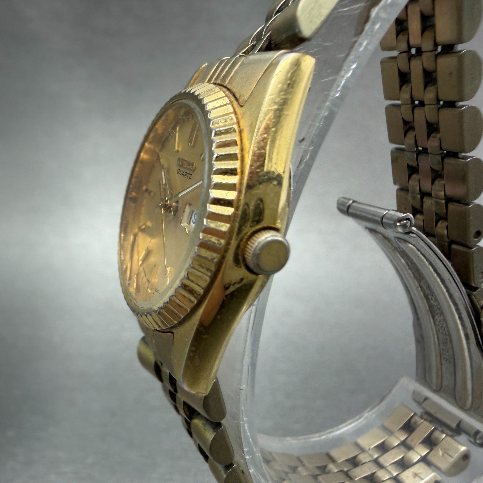 Seiko Watch Women 24mm Champagne Dial Gold Tone Daydate Round 7N83-0049 New Bat92