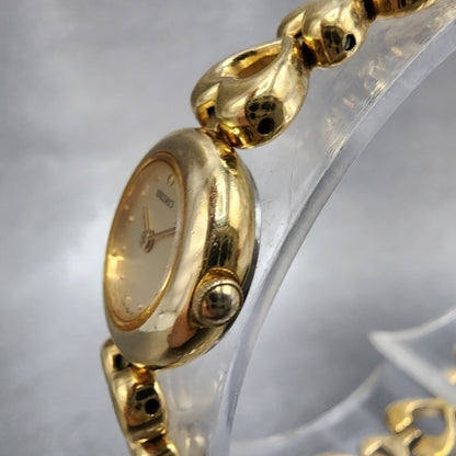 Seiko Heart Watch Women 16mm Champagne Dial Gold Tone 1e200d30 New Battery2