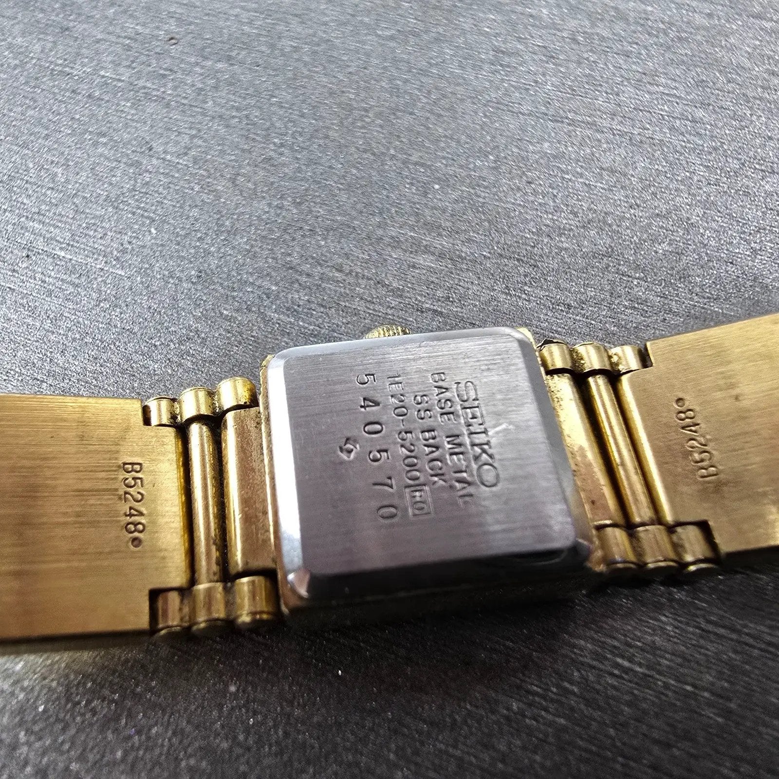 Seiko Watch Women 13mm Champagne Dial Gold Tone Square 1E20-5200 New Battery VTG9