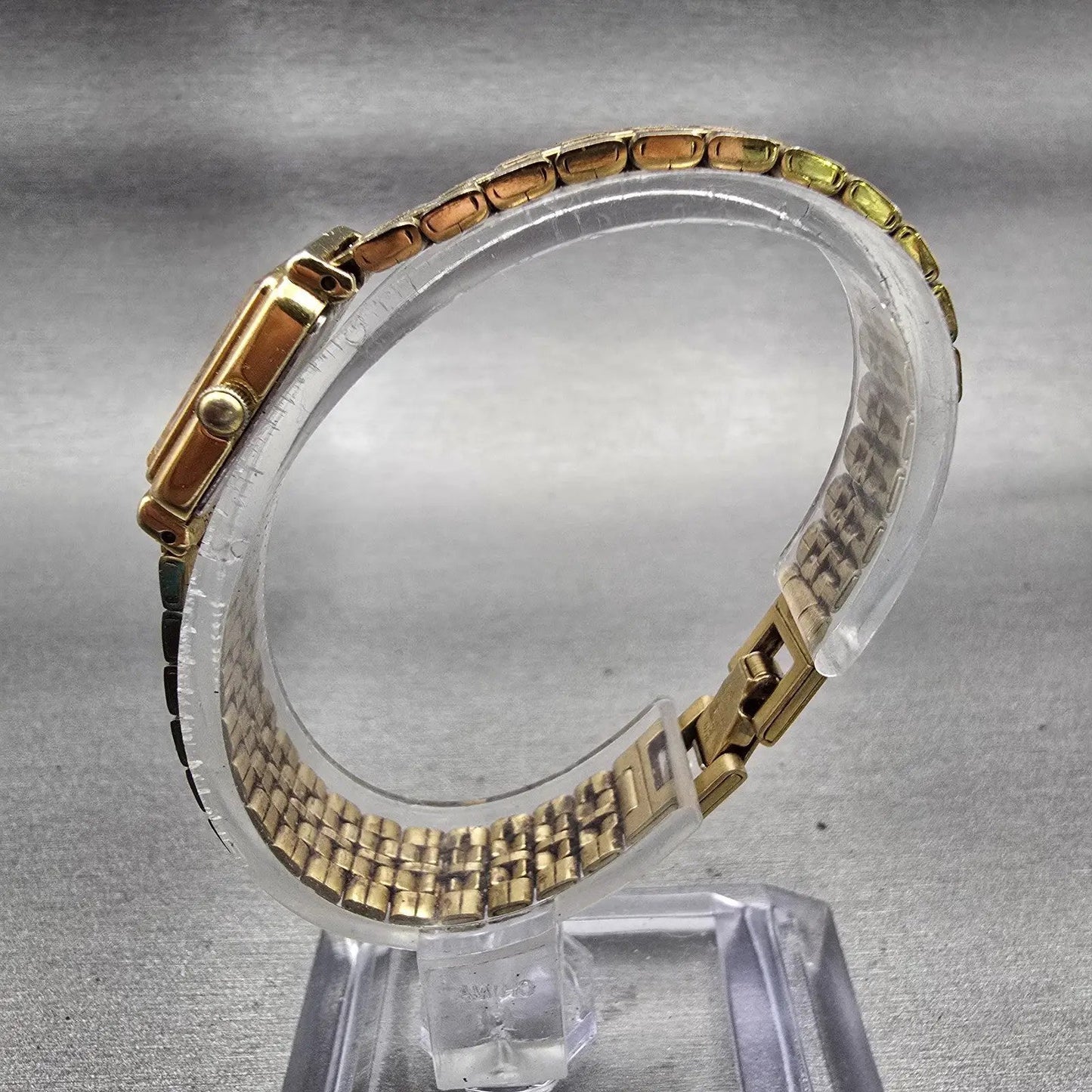 Seiko Watch Women 14mm Black Dial Gold Tone Rectangle 1F20-5B89 New Battery VTG6
