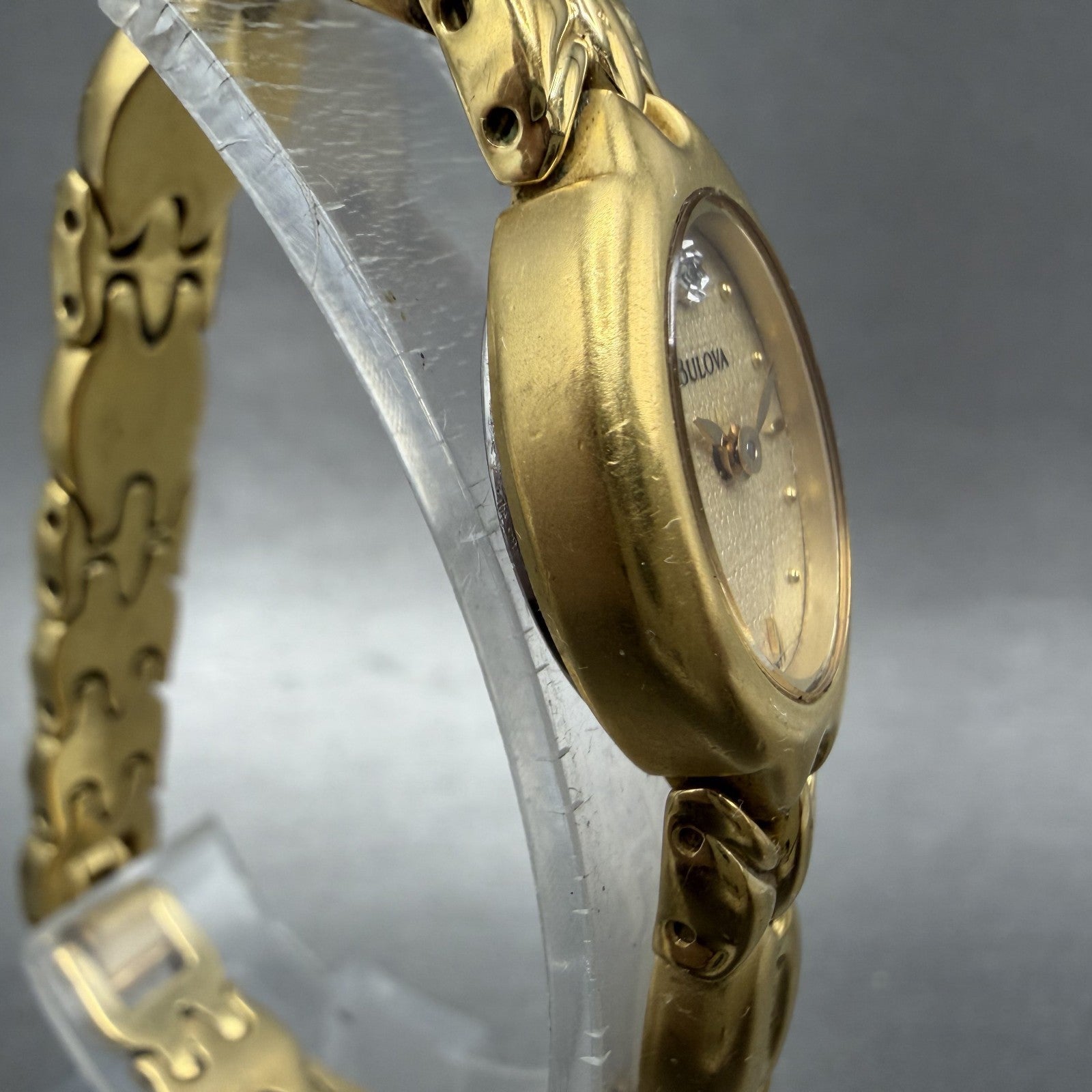 Bulova Watch Women 17mm Gold Dial Gold Tone Oval 97S77 New Battery3