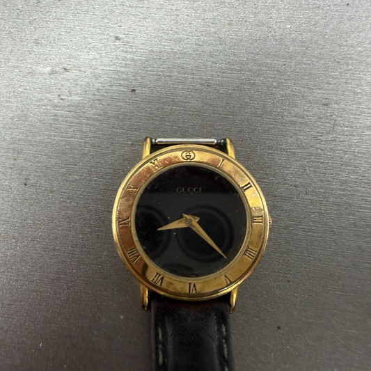 Gucci 3000.2.L Watch Women 26mm Black Dial Gold Plated Round VTG PARTS0