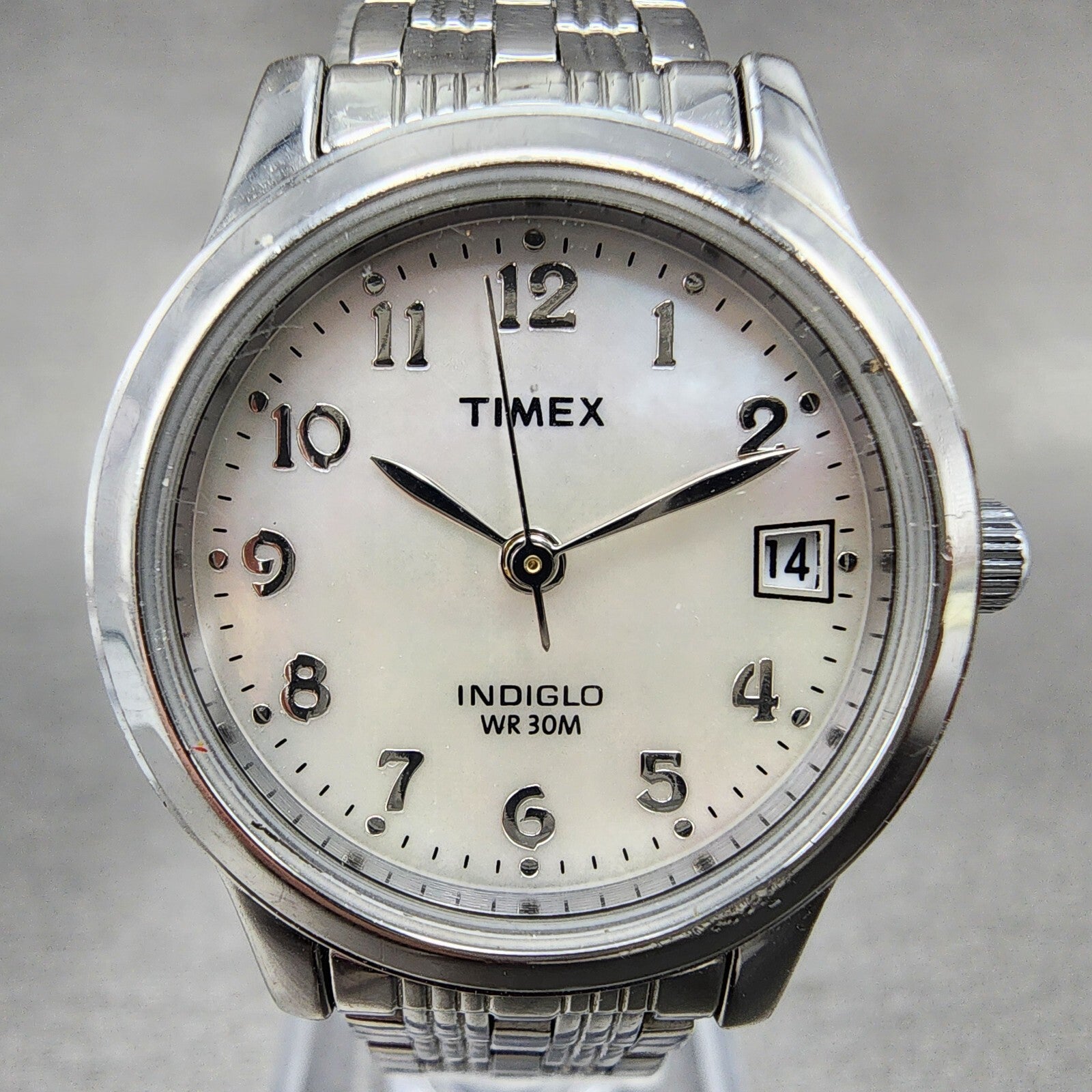 Timex Indiglo Watch Women 25mm MOP Dial Silver Tone Date Round New battery1