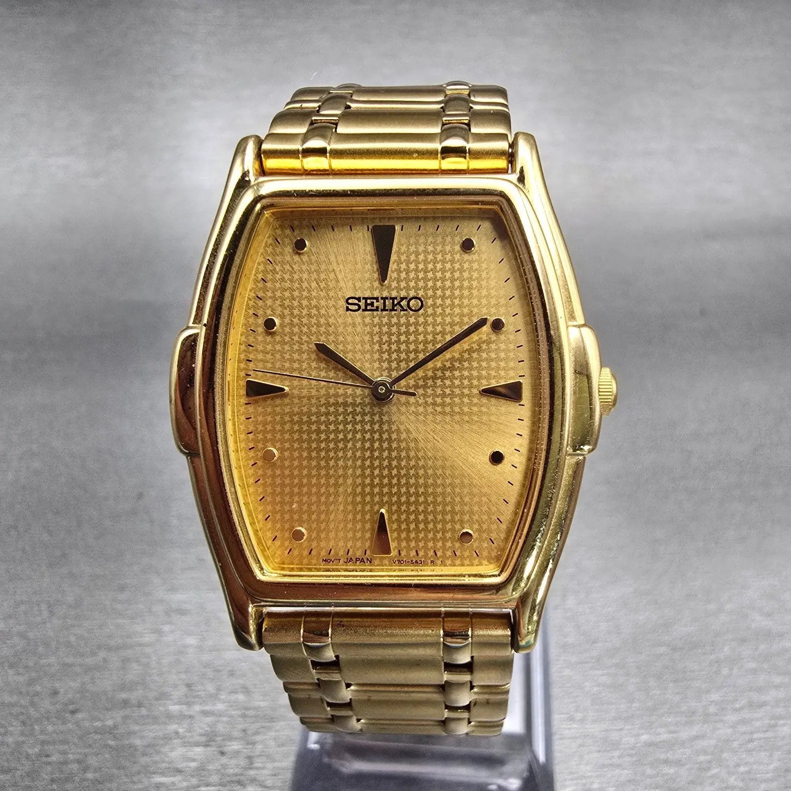 Seiko Watch Men 31mm Gold Dial Gold Tone Rectangle V701-5220 New Battery Vintage0