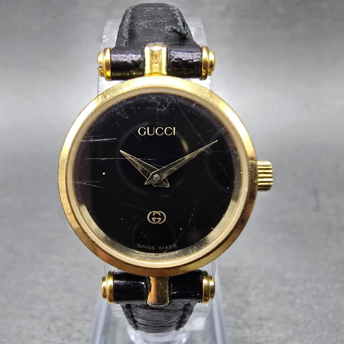 Gucci 2000L Watch Women 22mm Black Dial Gold Plated Round New Battery VTG SW0