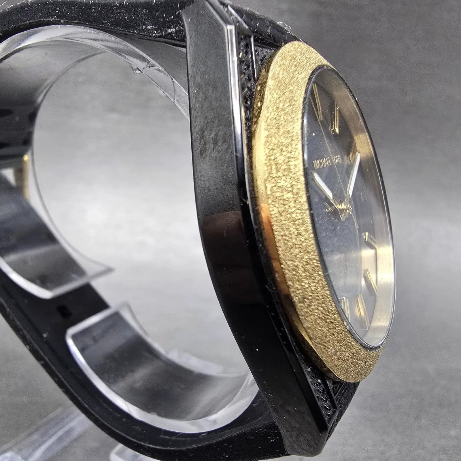 Michael Kors Channing Watch Women 40mm Black Dial Black & Gold Tone New Battery3