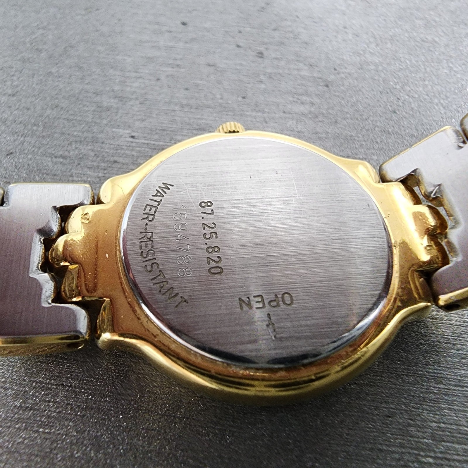 Movado Watch Women 24mm Black Dial Gold Tone 87.25.820 Round New Battery9