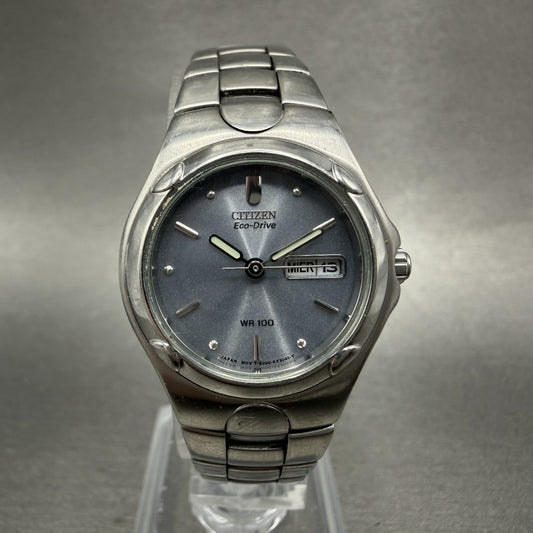 Citizen Eco-Drive Watch Women 25mm Gray Dial Silver Tone Daydate Round Runs0