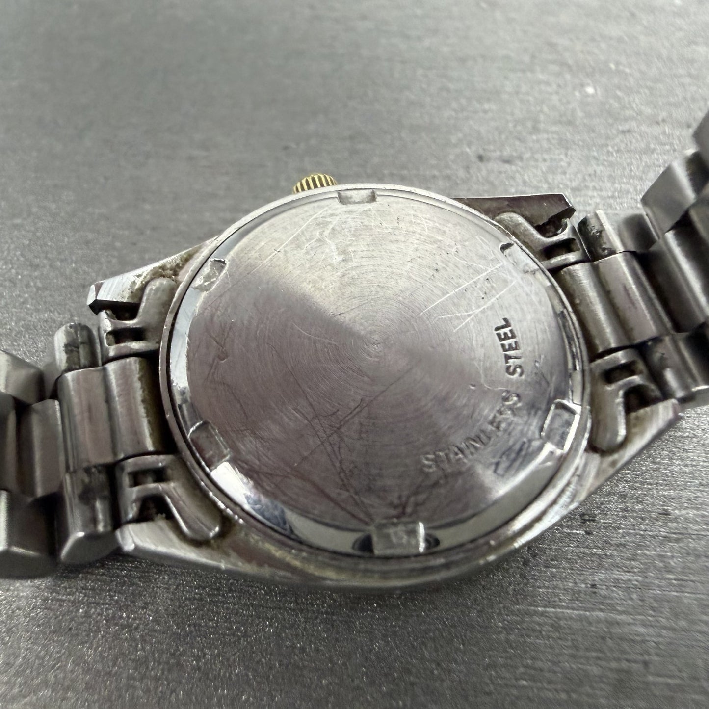 Wittnauer Watch Women 24mm Black Dial Two Tone Date Round 9565 New Battery VTG9