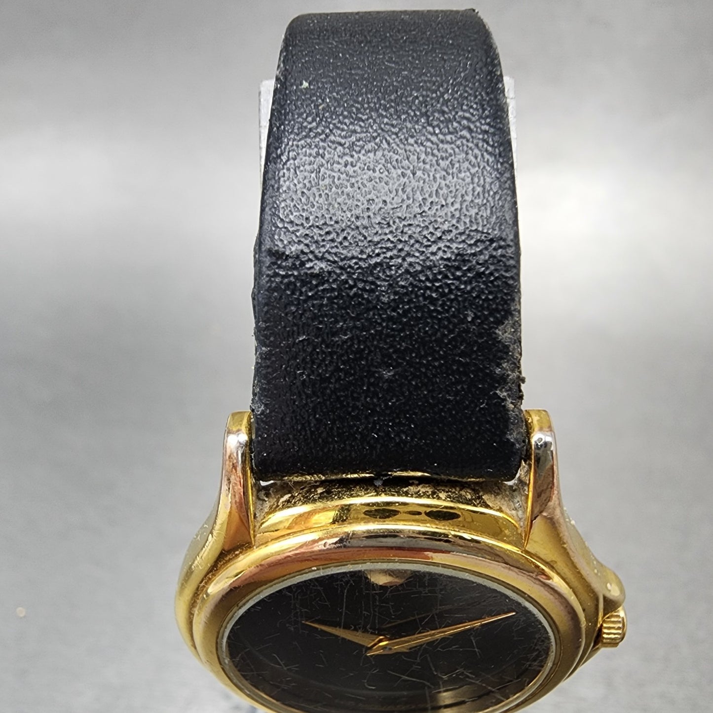 Movado Museum Watch Women 28mm Black Dial Gold Tone Round 87 E4 0823 New Battery4