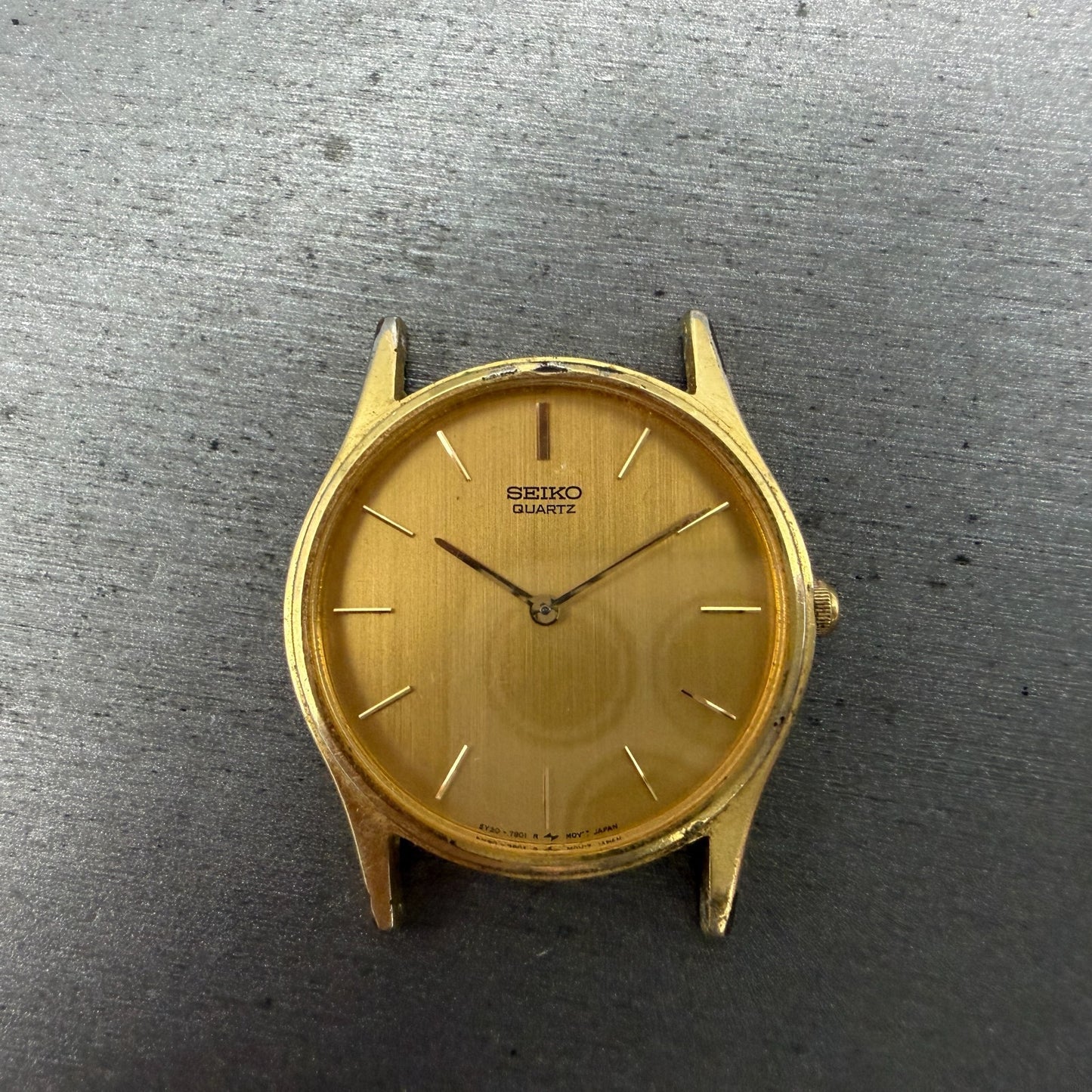 Seiko Watch Men 32mm Champagne Dial Gold Tone READ!!!!! 5Y30-7A71 New Battery0