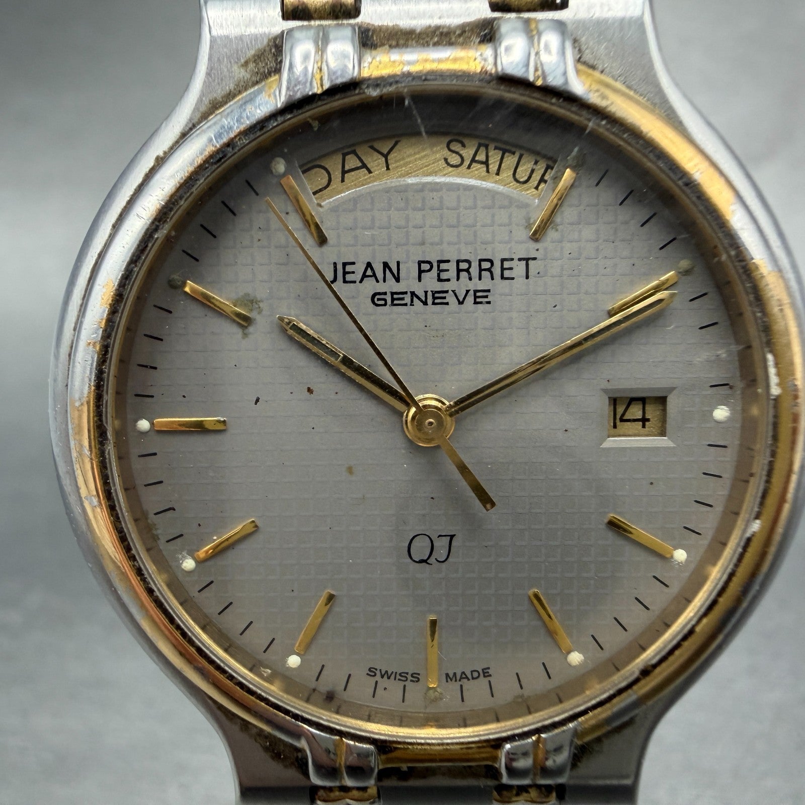 Jean Perret QJ Watch Unisex 33mm Gray Dial Two Daydate Round New Battery1