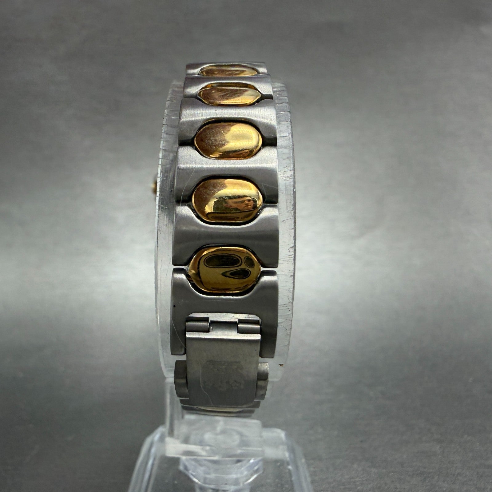Paolo Gucci Watch Women 26mm White Dial Two Tone Round New battery NOS VTG7