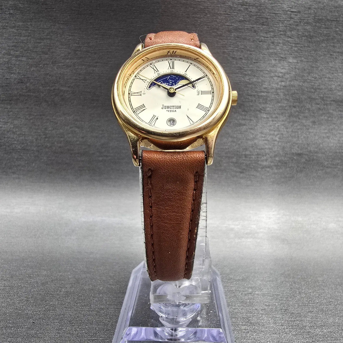 Citizen Vega Moon Phase Watch Women 25mm Champagne Dial 6A85-K04409 New Battery5