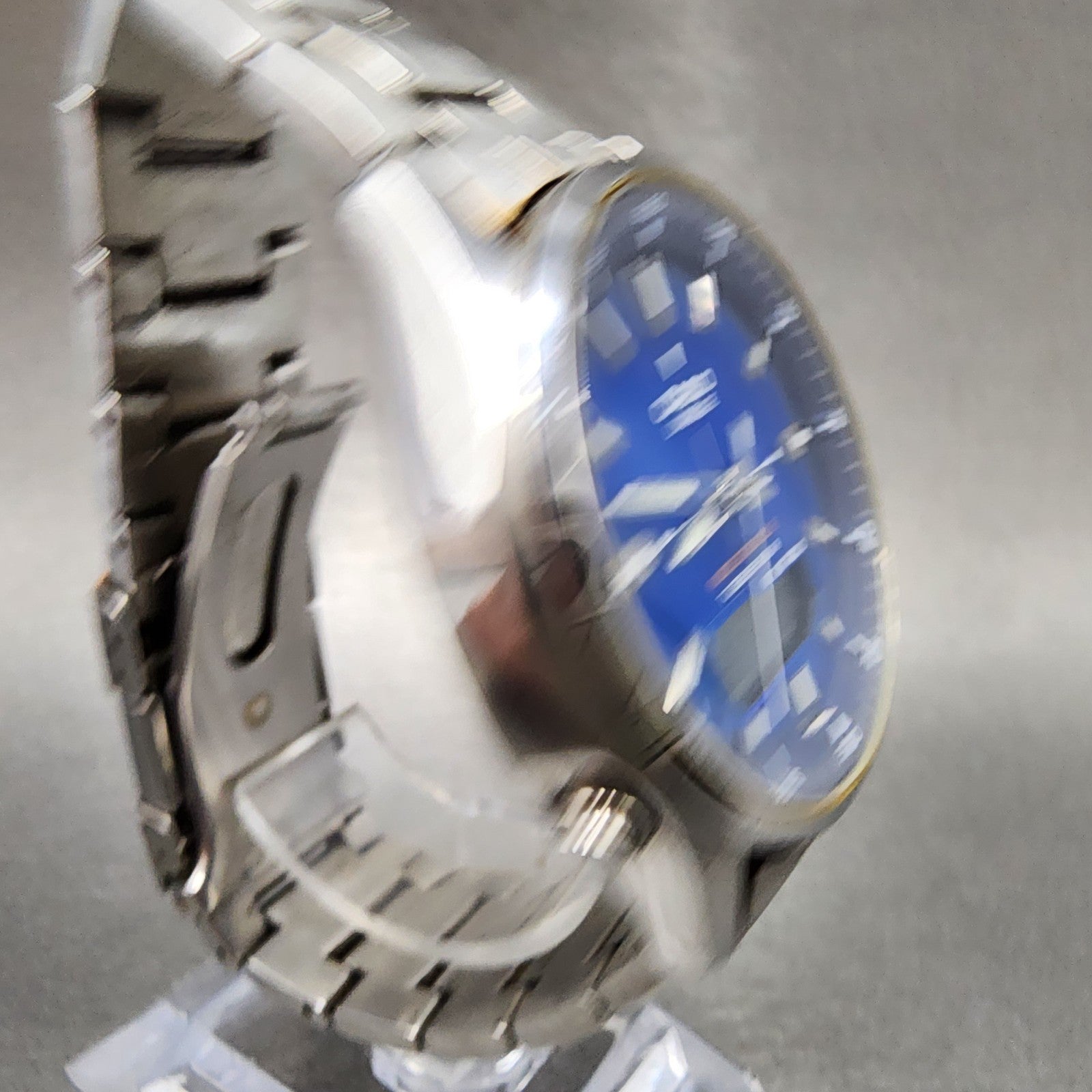 Casio Lineage Watch Men 40mm Blue Dial Silver Tone Analog Digital Solar Runs3