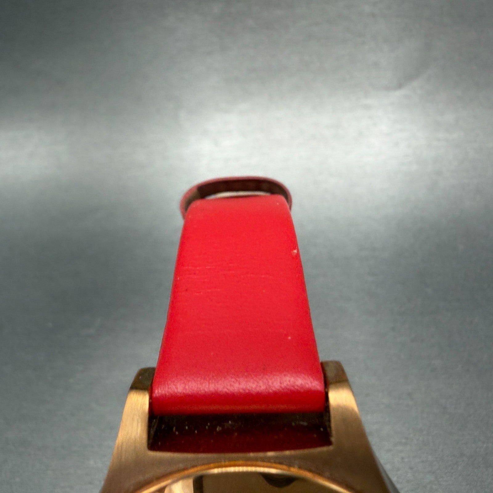 Marc Jacobs Henry Skeleton watch Women 35mm Red Dial Rose Gold Tone New Battery4
