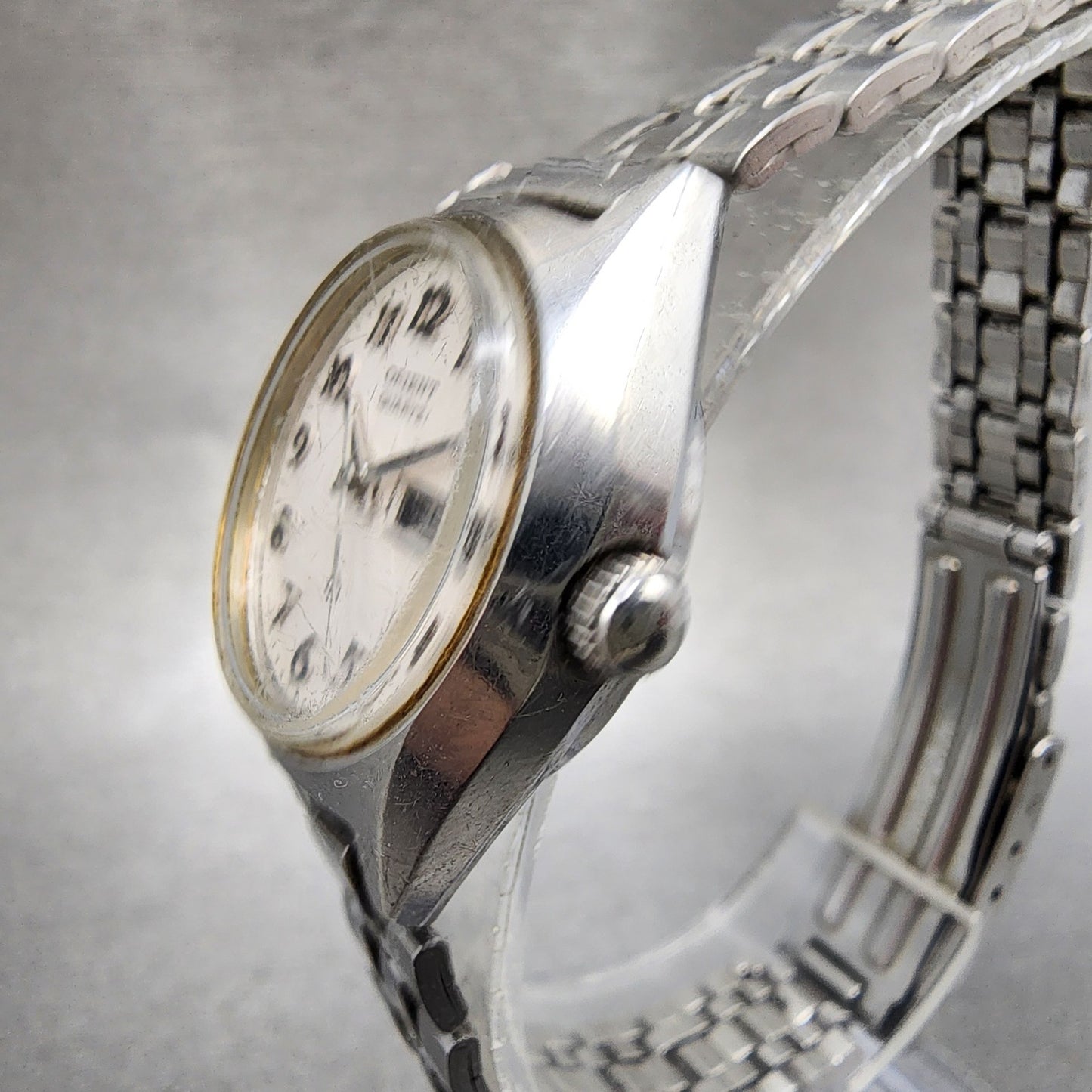 Orient Watch Women 25mm White Dial Steel Daydate Round E51930100CS New Batt2