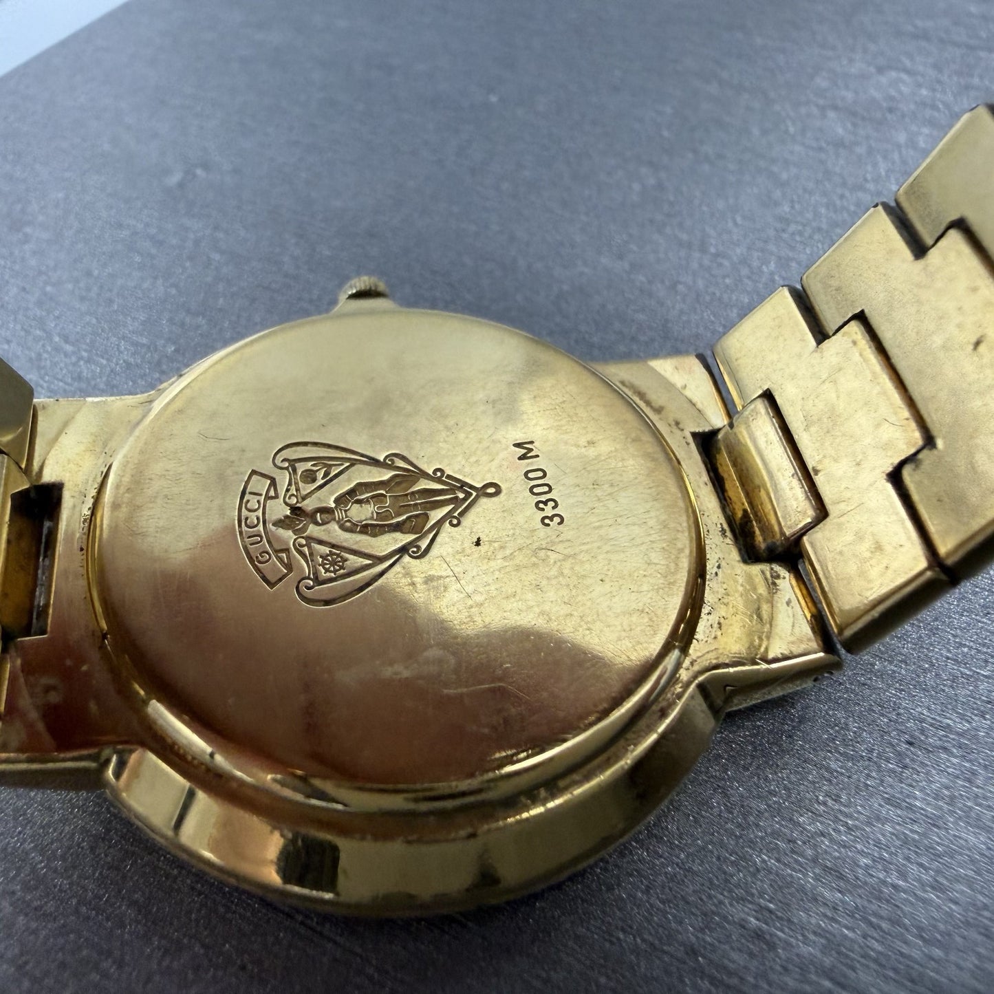 Gucci 3300M Watch Men 33mm MOP Dial Gold Plated Round Vintage PARTS10