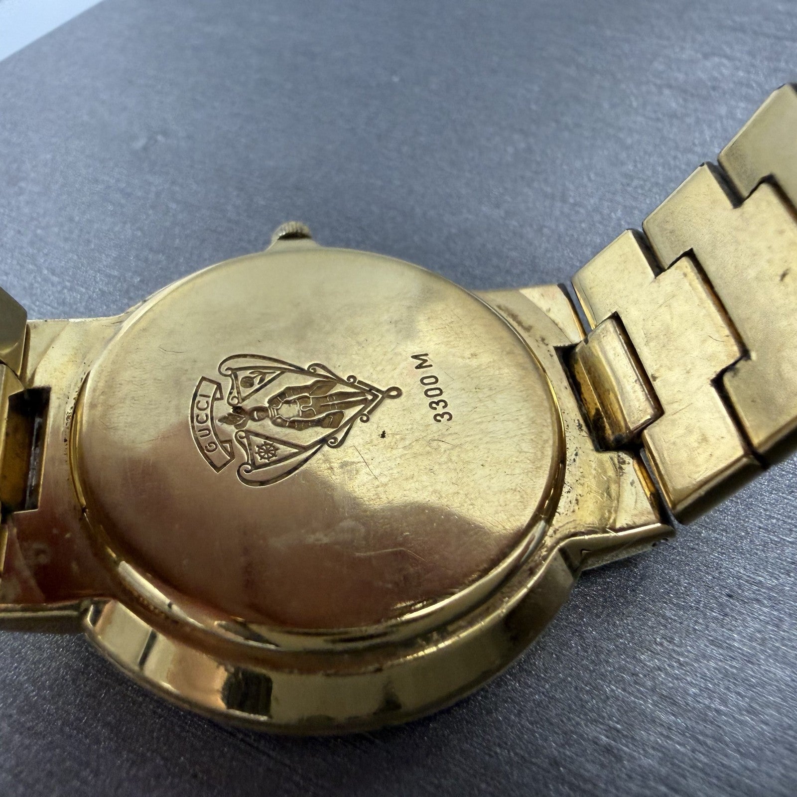 Gucci 3300M Watch Men 33mm MOP Dial Gold Plated Round Vintage PARTS10