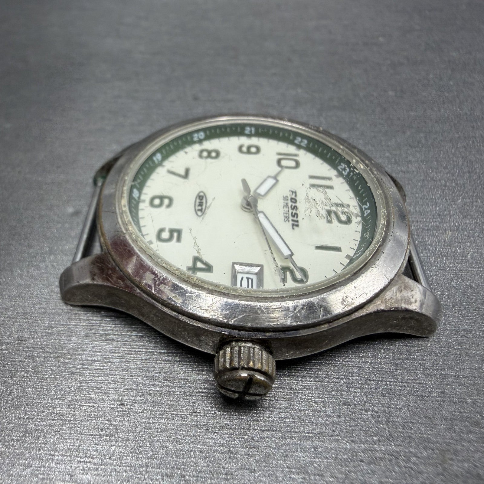 Fossil DRT Watch Men 37mm White Dial Silver Tone Date Round DT-4007 New Battery5