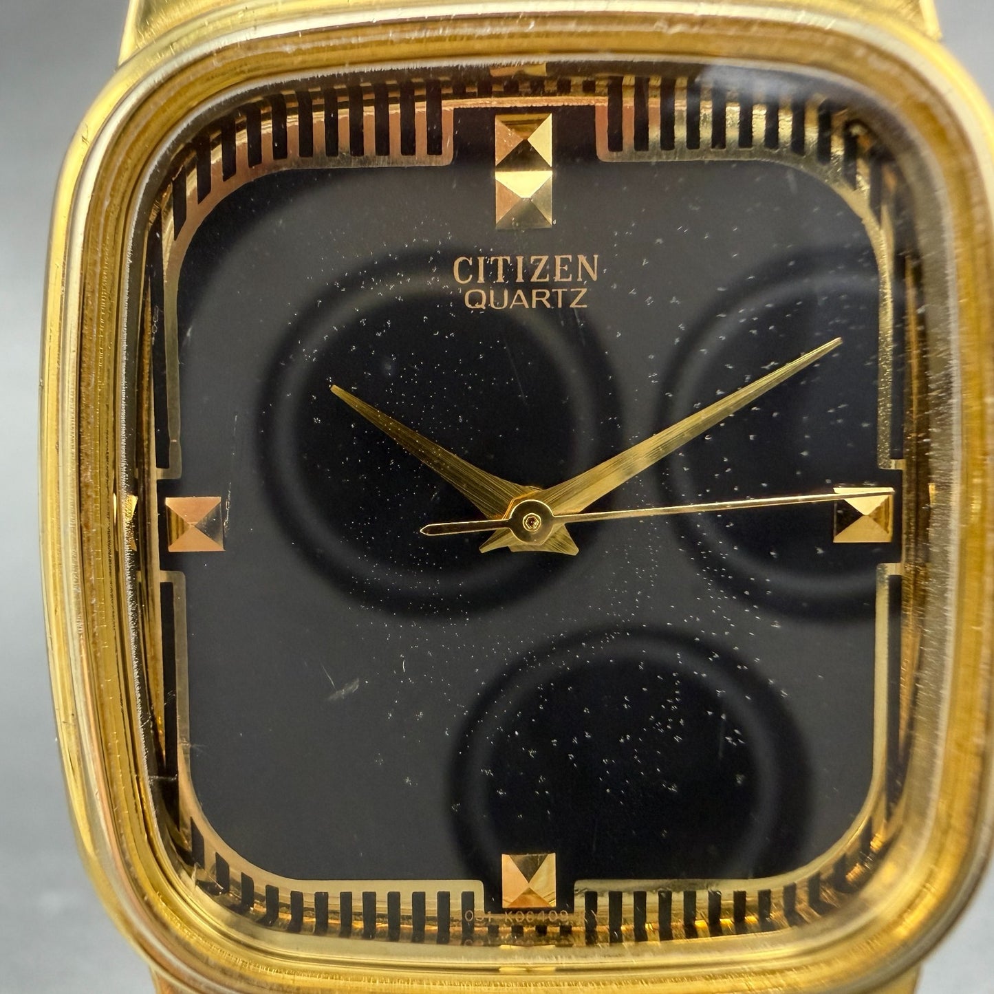 Citizen Tank Watch Men 27mm Black Dial Gold Tone Rectangle 4031-K00101 New Batt1