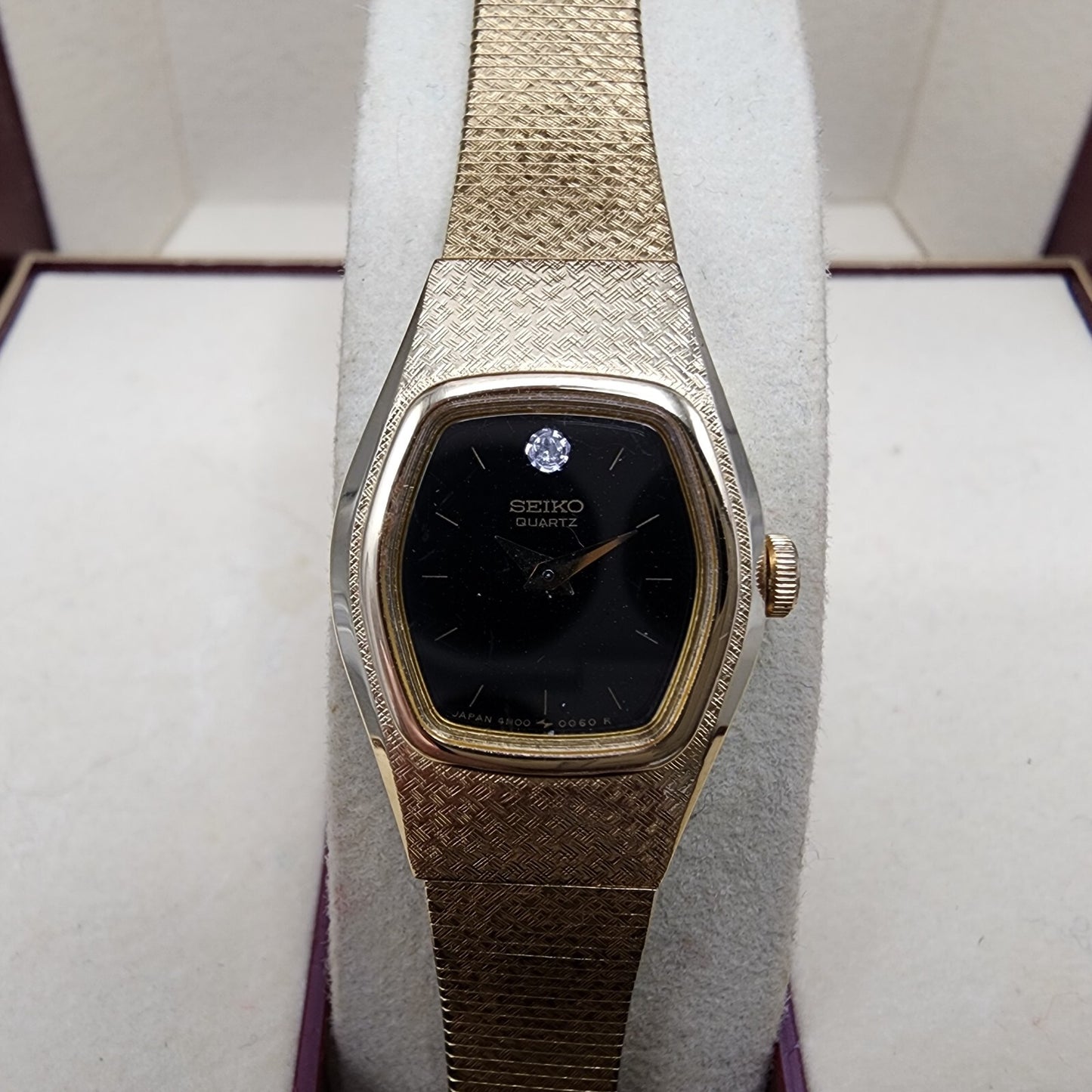 Seiko Watch Women 17mm Black Dial Gold Tone Hexagom 4N005059 New Battery1