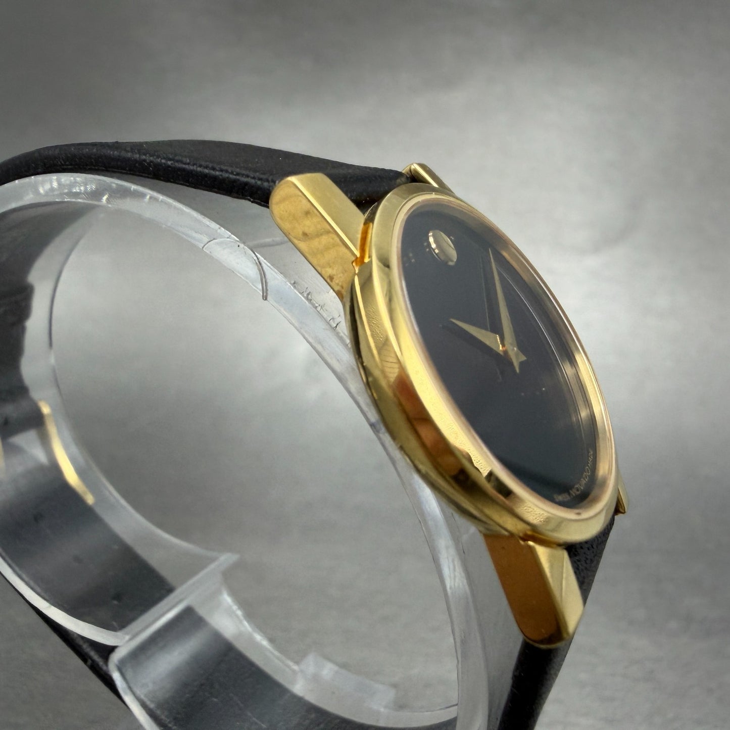 Movado Museum Watch Women 25mm Black Dial Gold Tone Round 87 A1 845 New Battery83