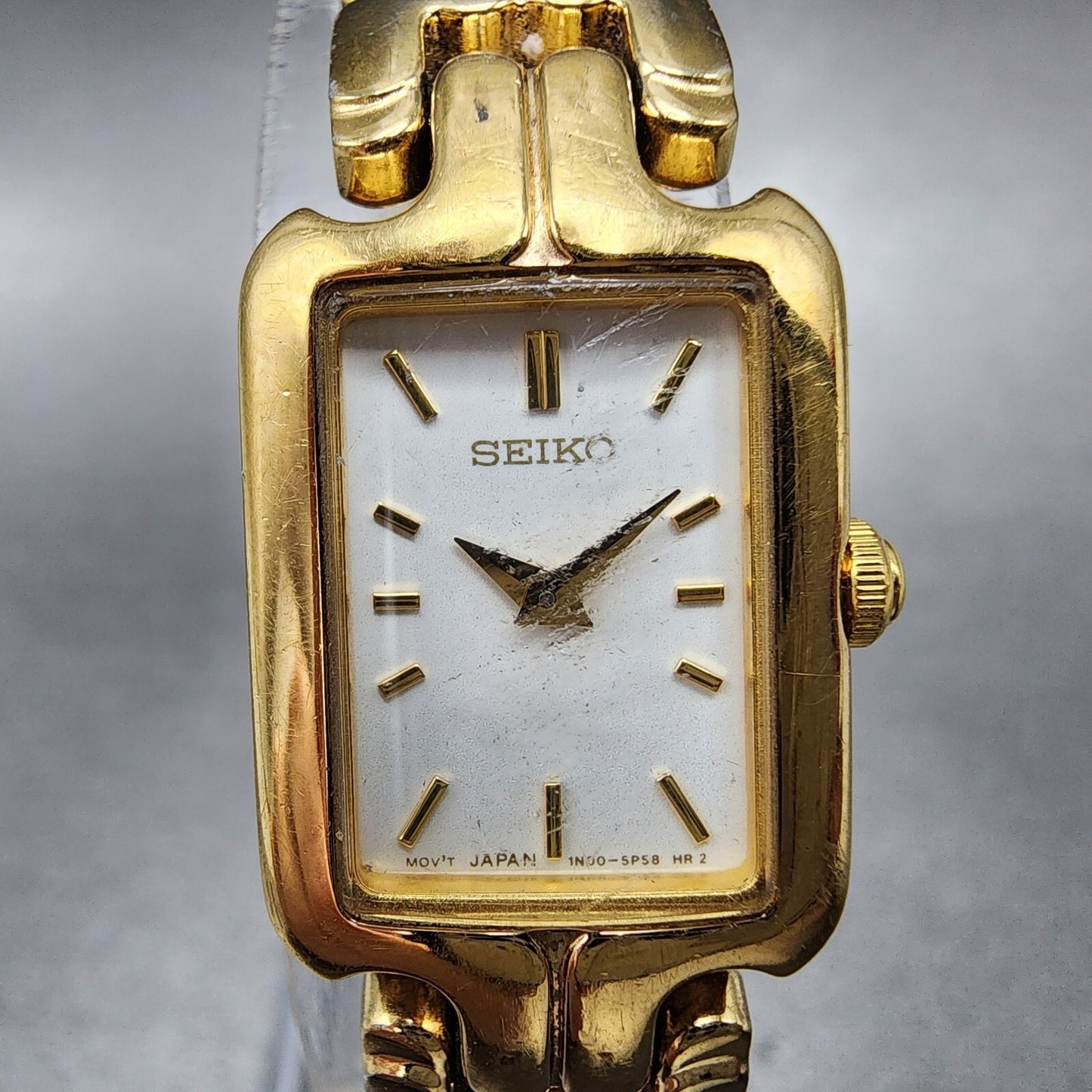 Seiko Tank Watch Women 16mm White Dial Gold Tone Rectangle 1N006T10 New Battery1