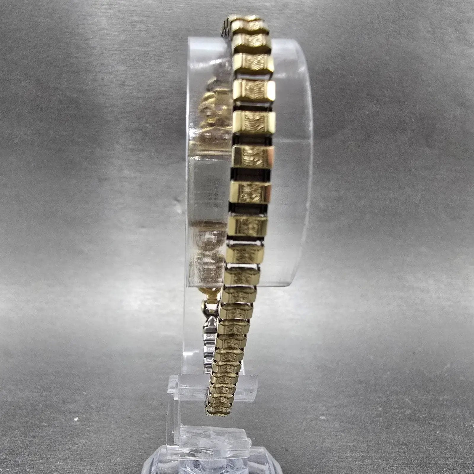 Seiko Tank Watch Women 14mm Champagne Dial Gold Nugget 2E20-6429 New Battery7