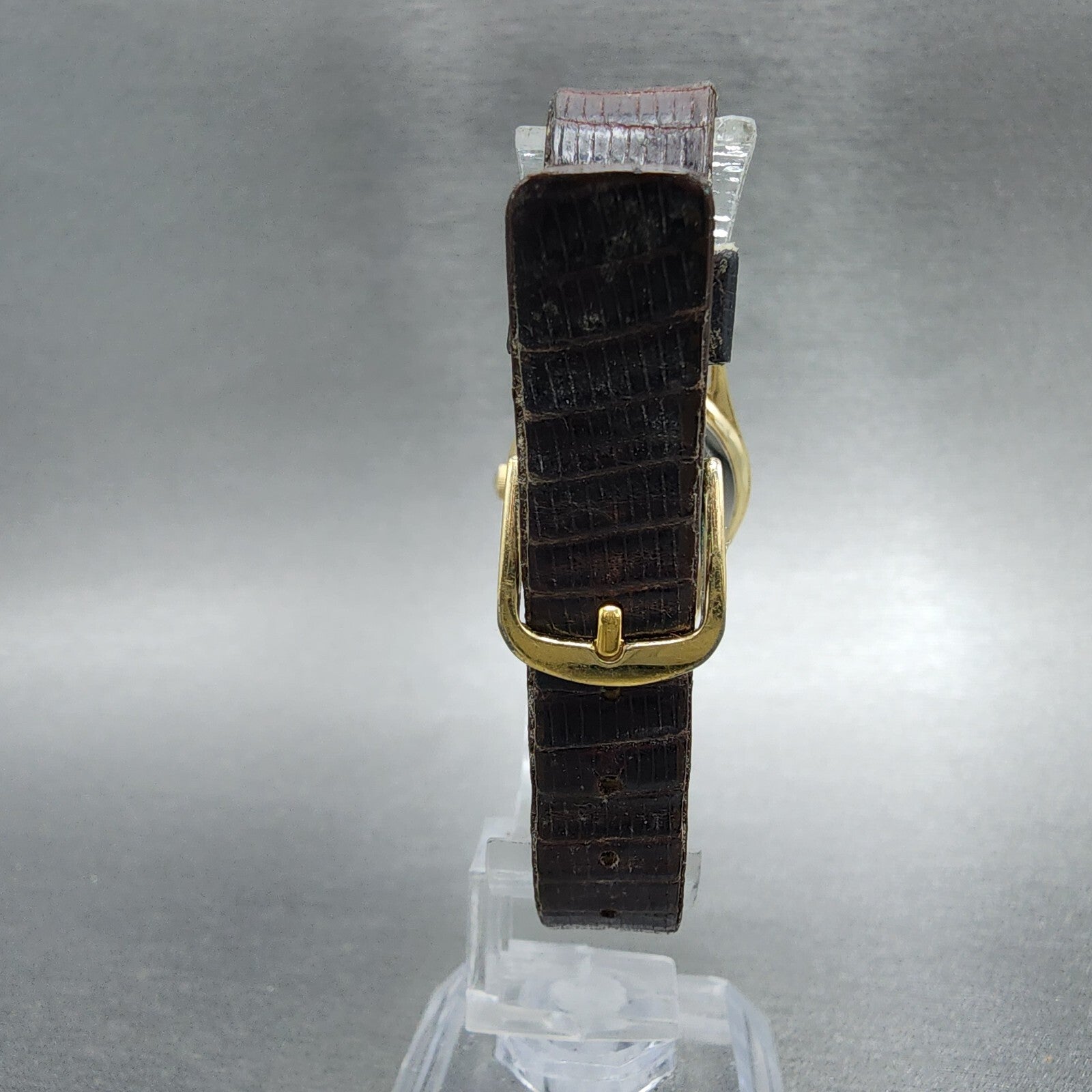 Seiko Moonphase Watch Women 25mm Champange Dial Gold Tone 2A240048 New Battery7