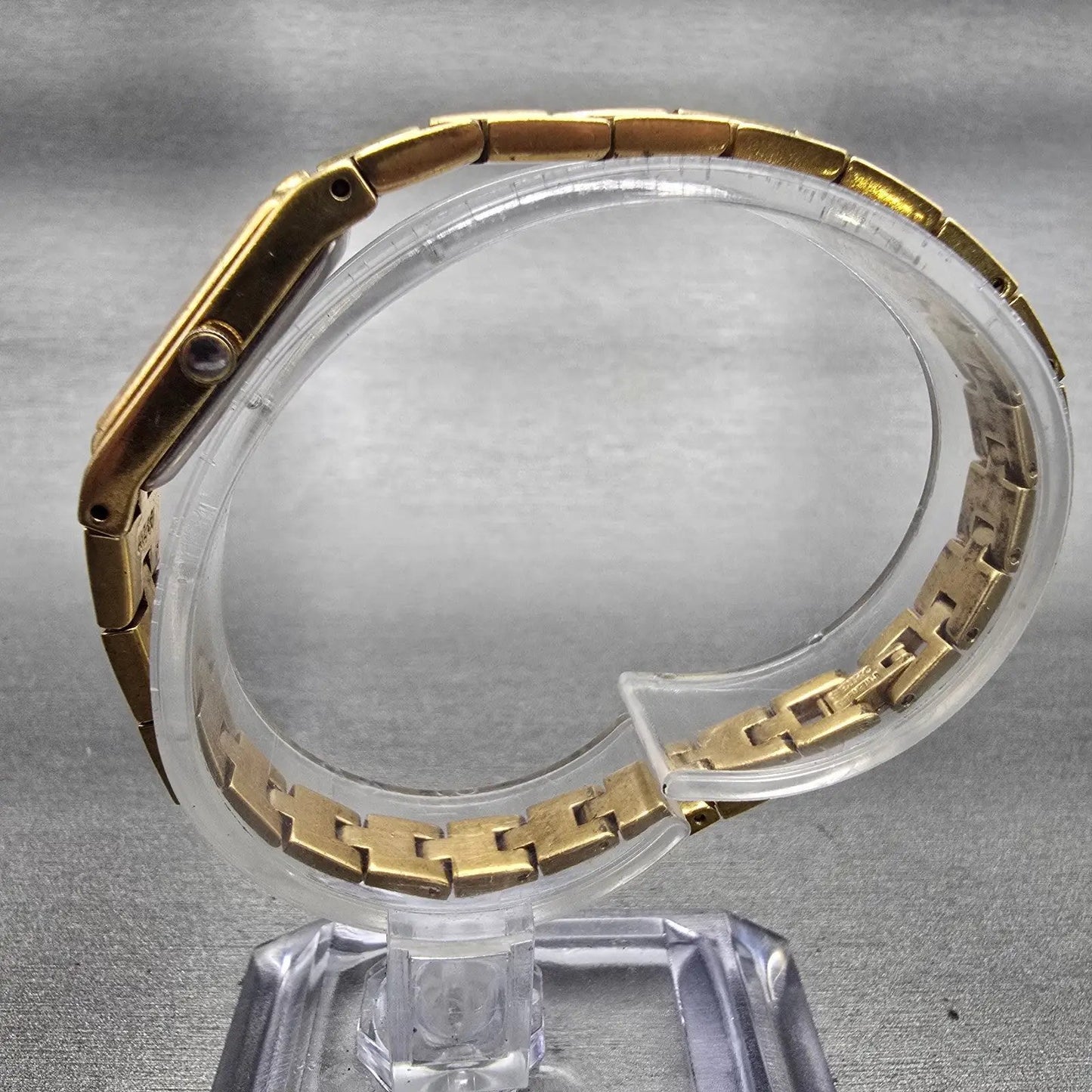 Seiko Watch Women 13mm Black Dial Gold Tone Rectangle 2E20-7479 New Battery VTG6