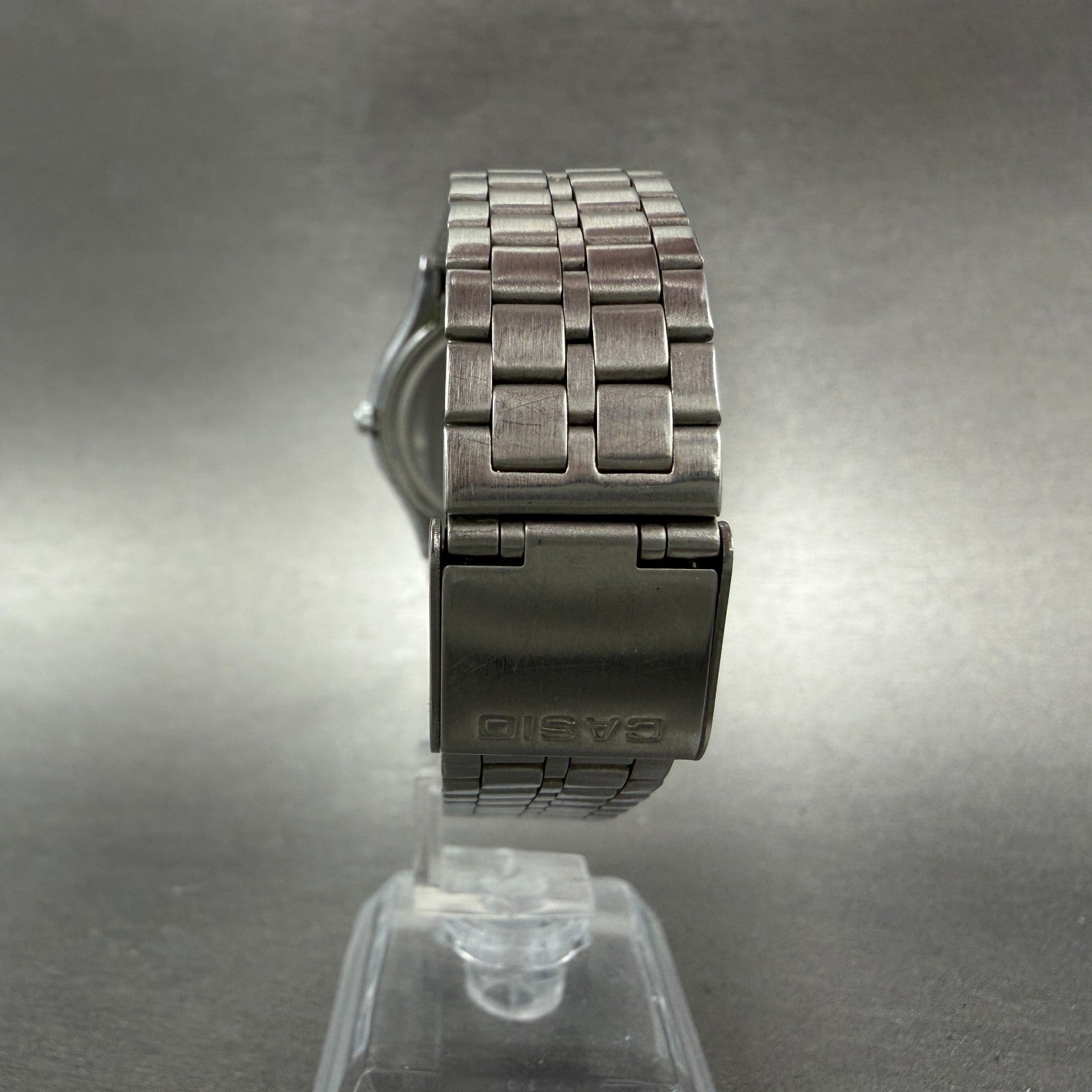Casio MQ-514 Watch Men 33mm White Dial Silver Tone Round Daydate New Battery7