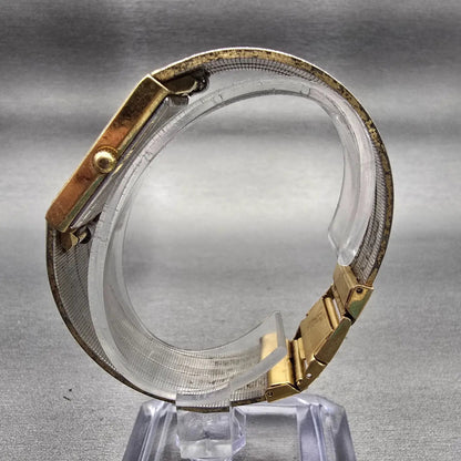 Bulova Watch Women 23mm Gold Dial Gold Tone Rectangle 92N75 New Battery Vintage6