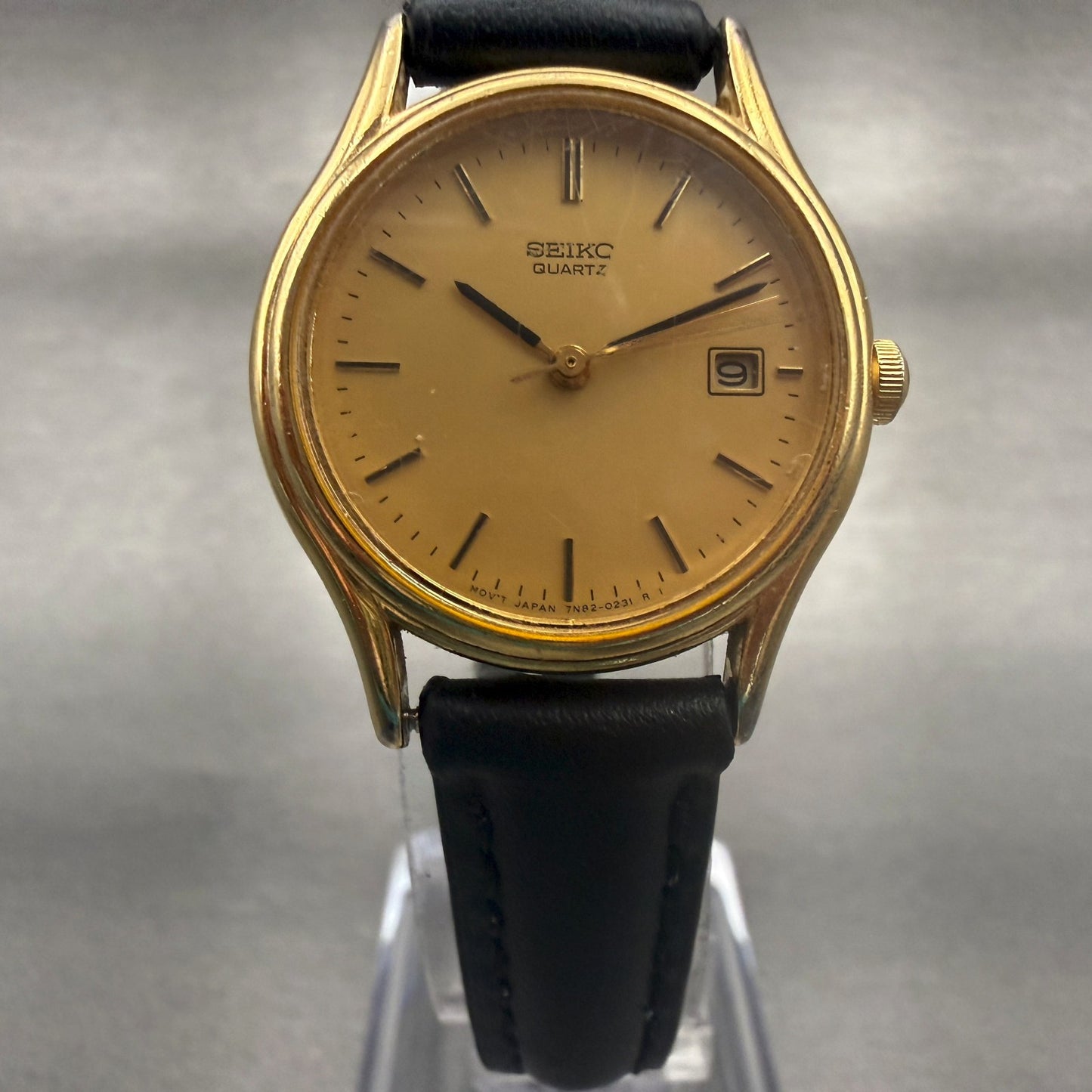 Seiko Watch Women 25mm Gold Dial Gold Tone Date Round 7N82-0101 New Battery5