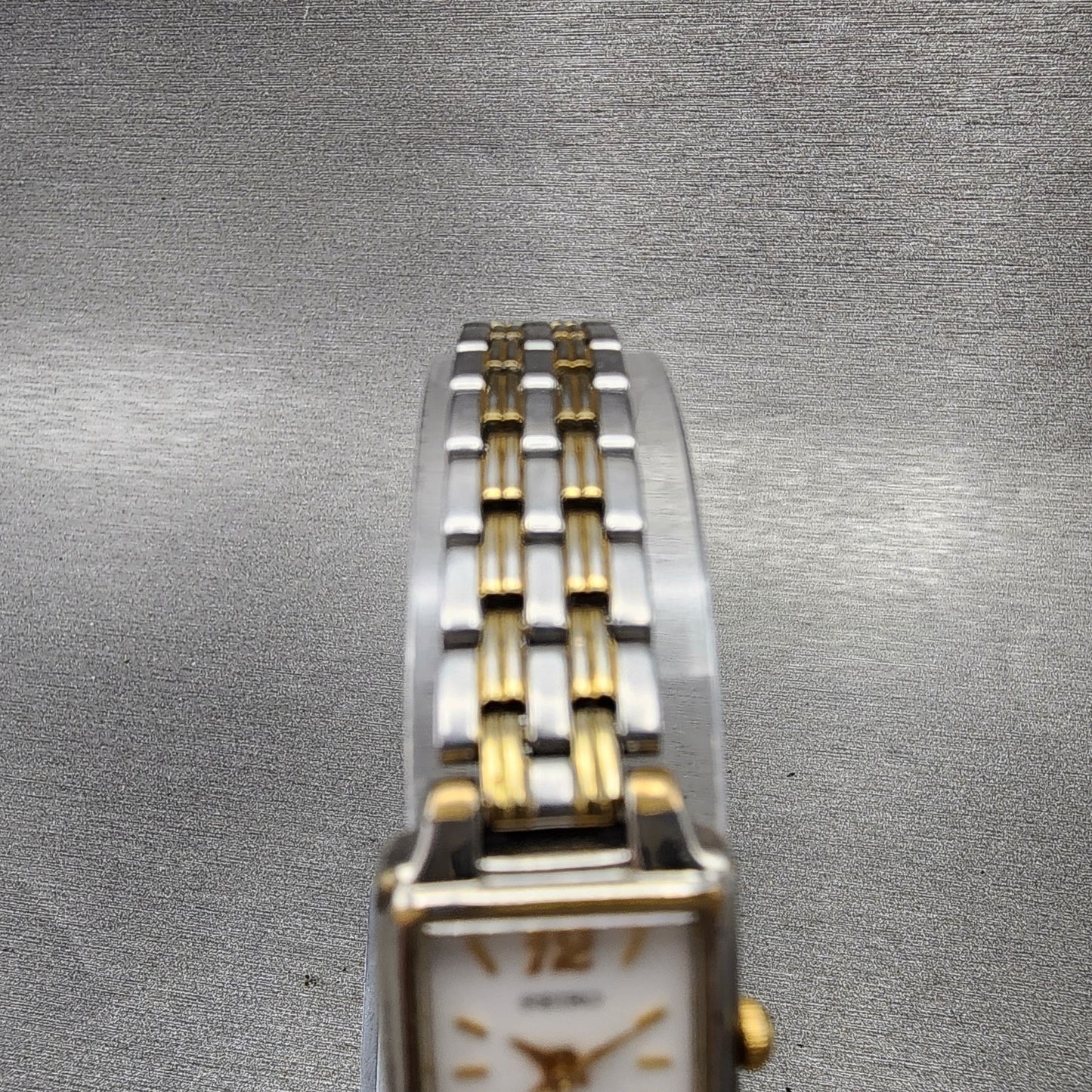 Seiko Tank Watch Women 16mm White Dial Two Tone Rectangle 1N010FH0 New Battery4