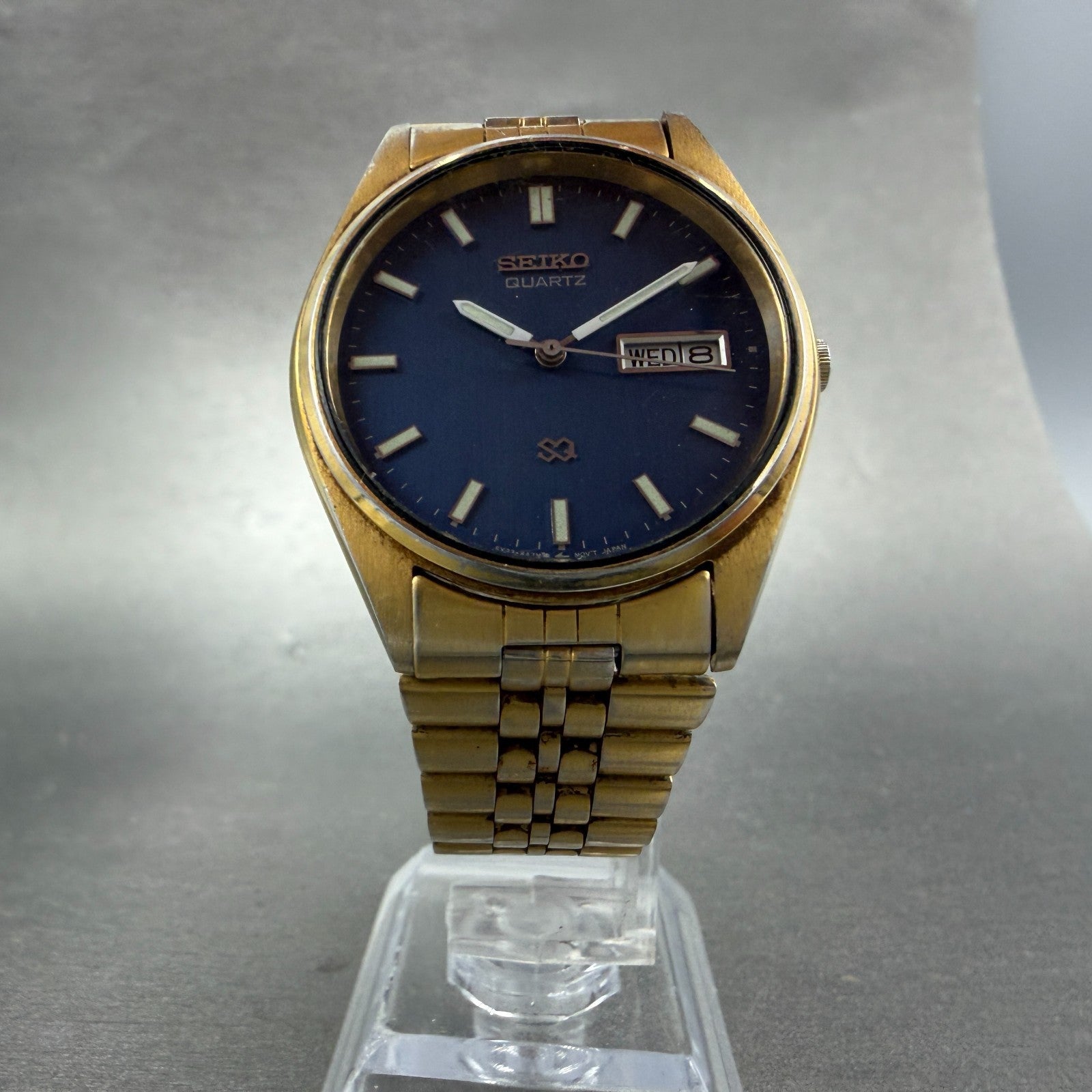 Seiko SQ Watch Men 35mm Blue Dial Gold Tone Daydate Round 5Y23-8A11 PARTS VTG6