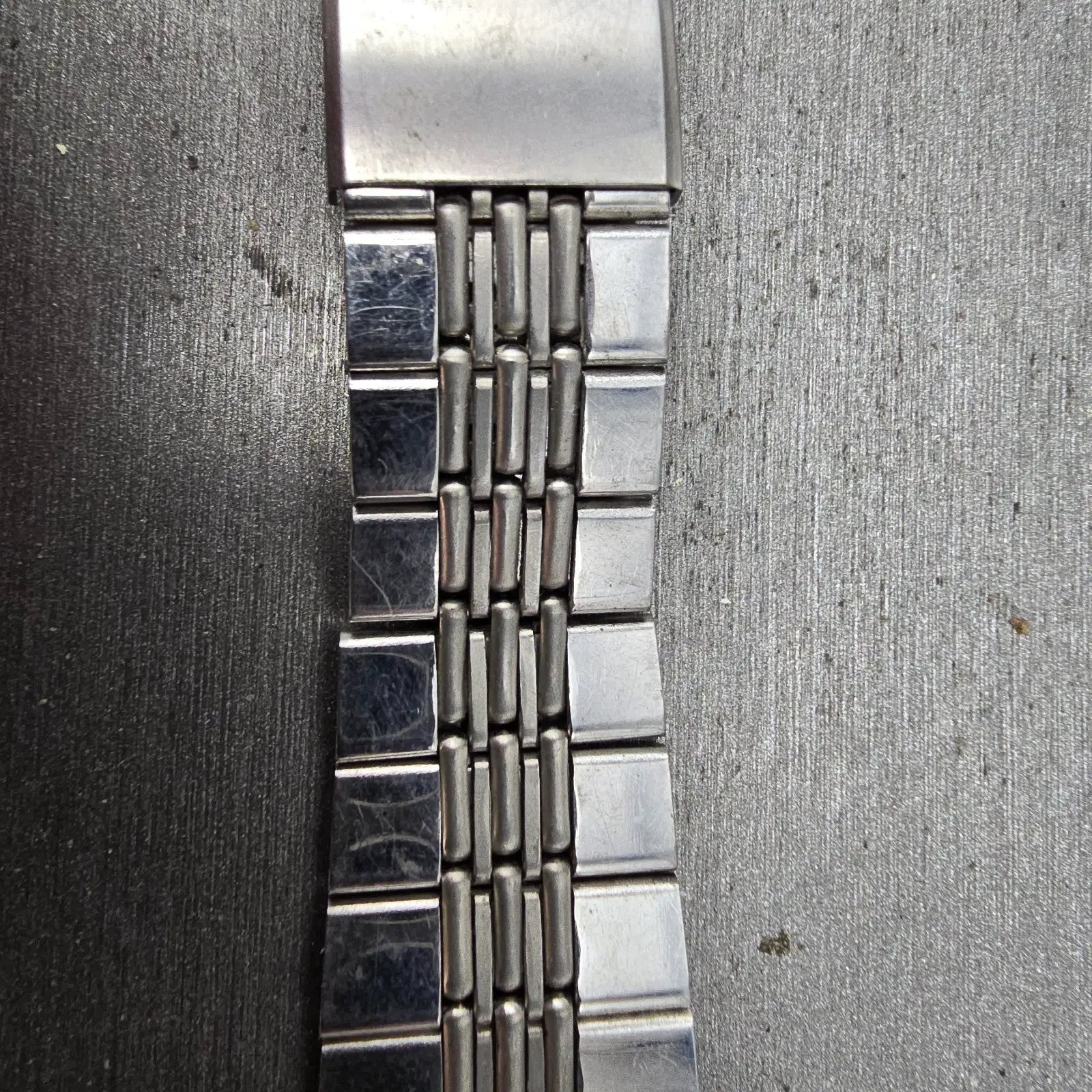 Seiko Beads Of Rice Bracelet 20mm Stainless Steel Silver Tone Tri Folding Clasp4