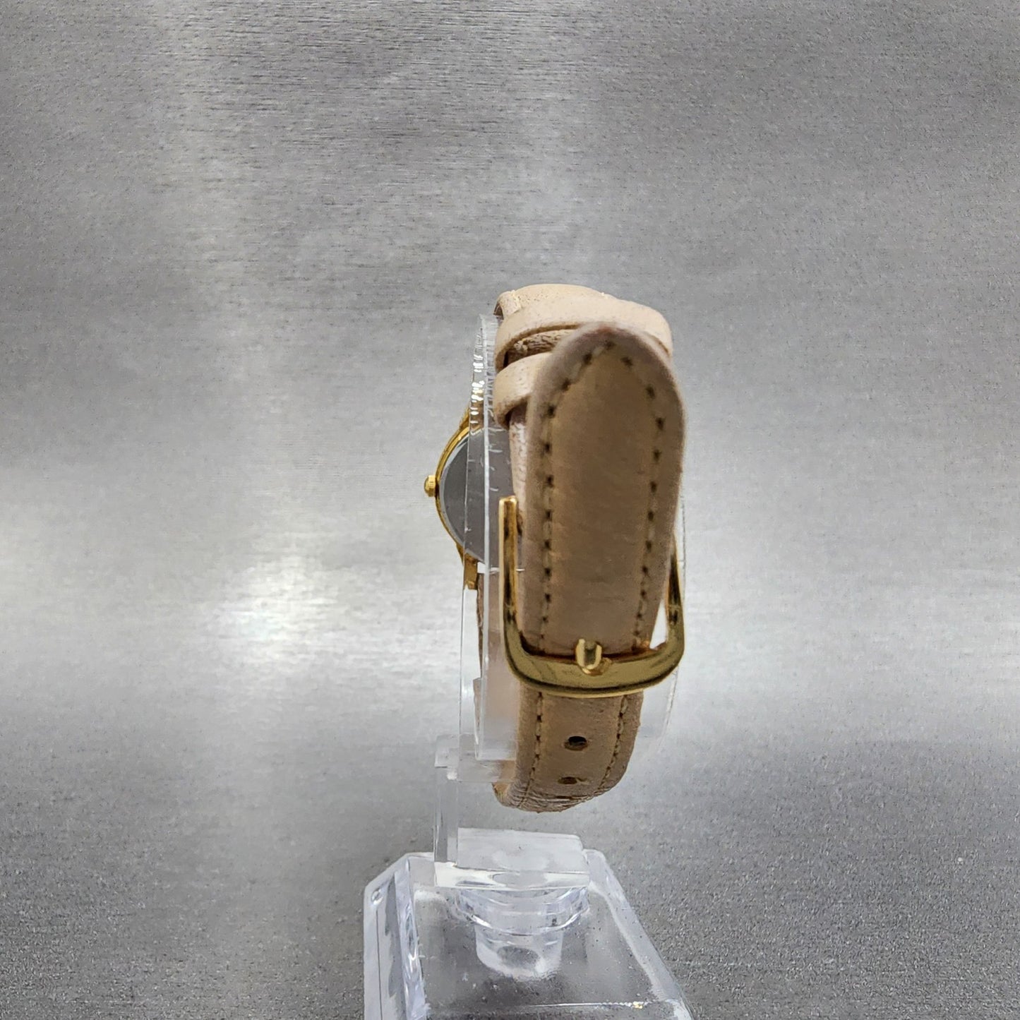Seiko Watch Women 25mm White Dial Gold Tone 7n016880 New Battery7