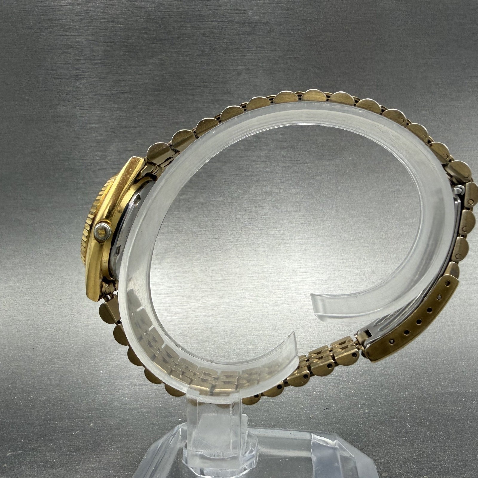 Seiko Watch Women 24mm Black Tone Gold Tone Daydate Round 7N83-0041 New Battery6