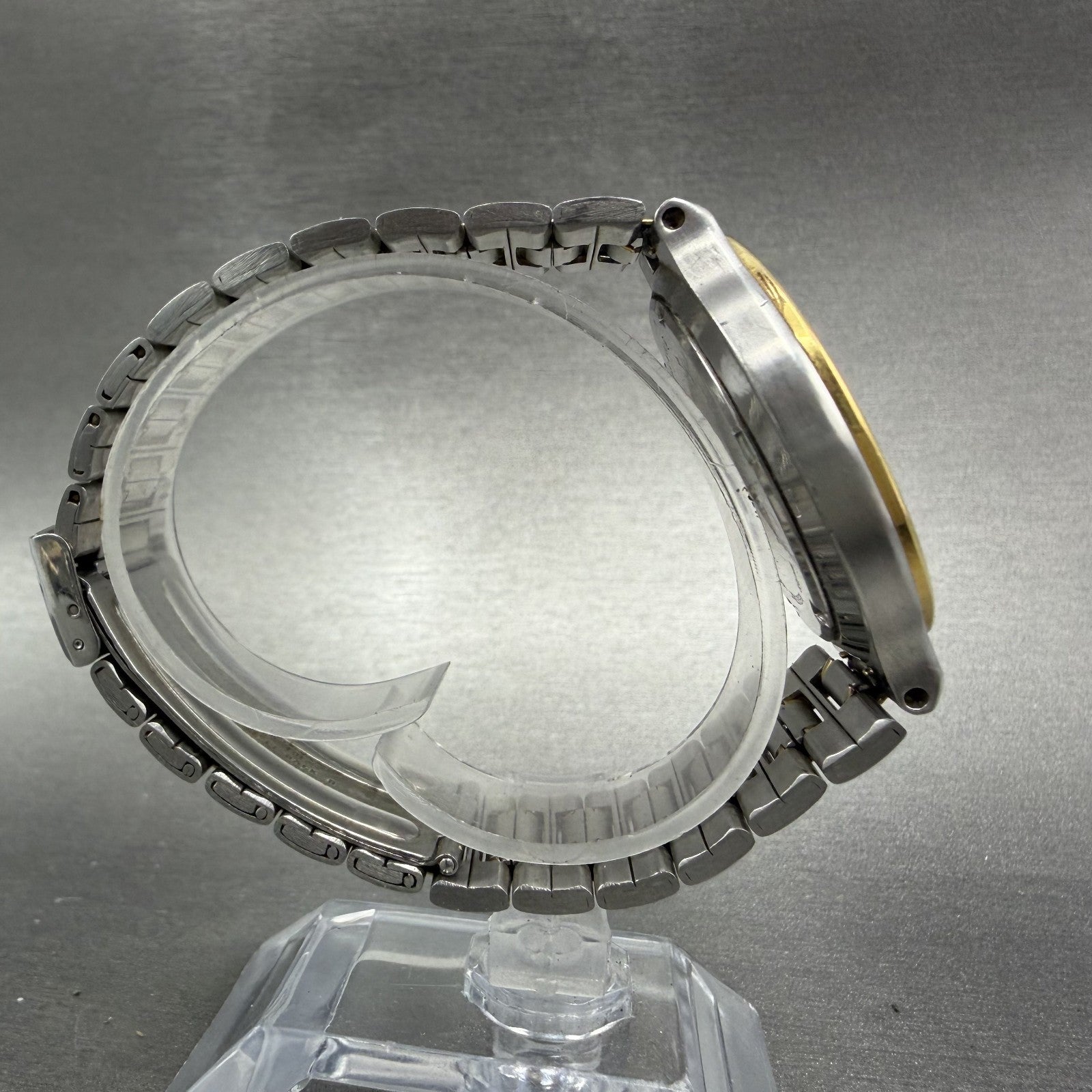 Seiko SQ Dive Watch Men 39mm White Dial Two Tone Daydate 5Y23-6130 New Battery8