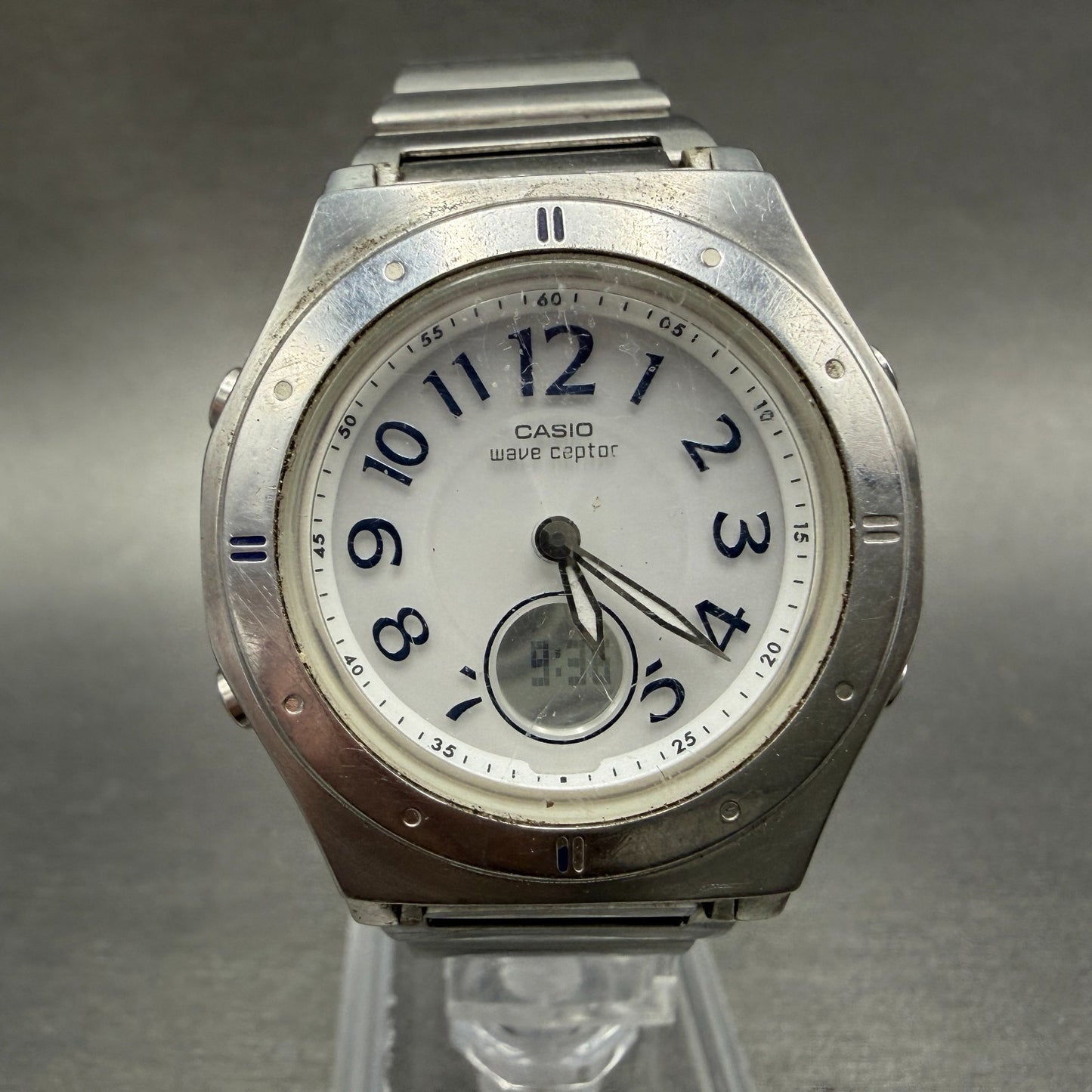 Casio Waveceptor Watch Women 35mm White Dial Silver Tone Analog Digital READ!!!!0