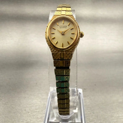 Citizen Watch Women 17mm Champagne Dial Gold Tone Oval 5920-S52446 New Battery5